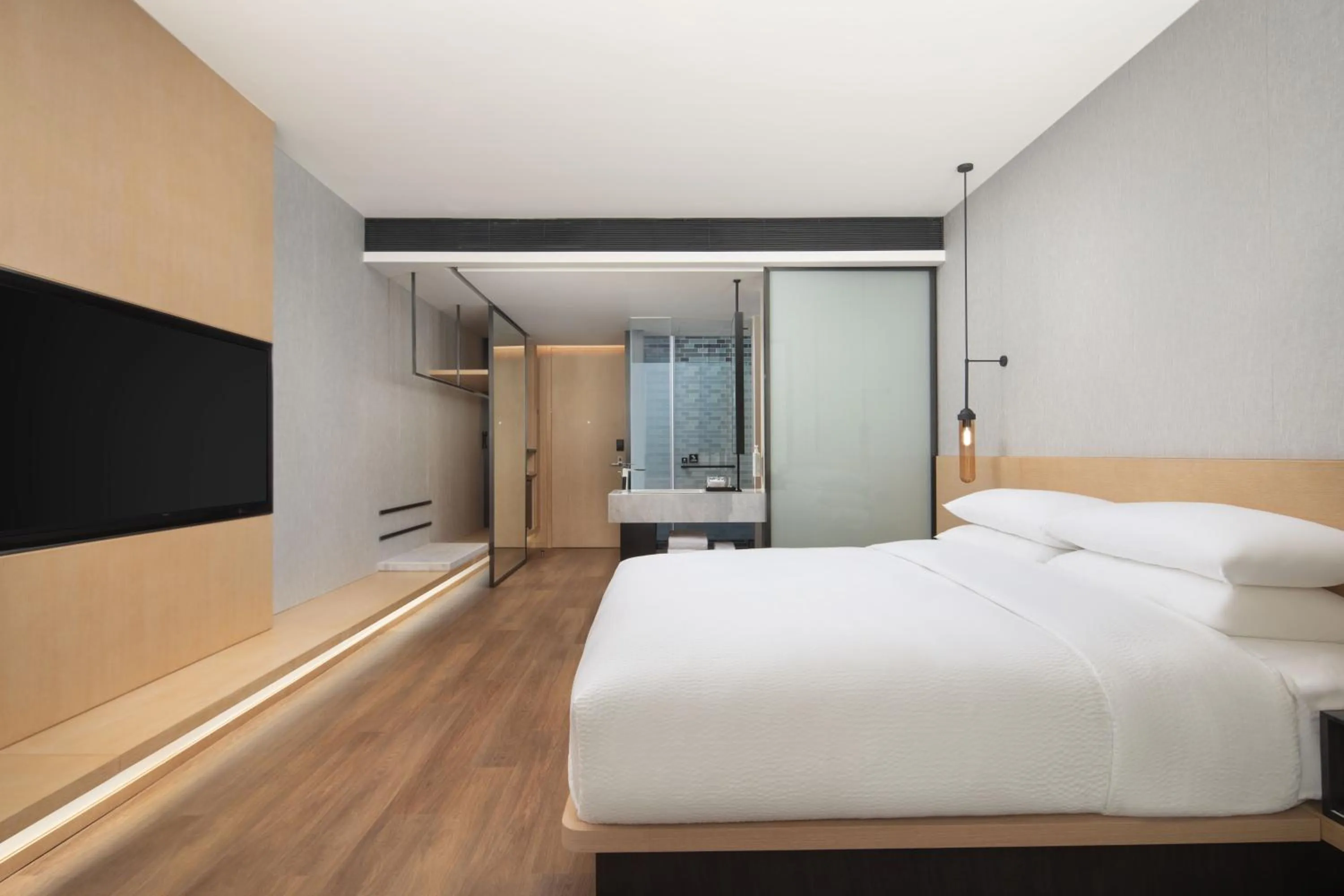 Photo of the whole room, Bed in Fairfield by Marriott Shanghai Lingang Special Area