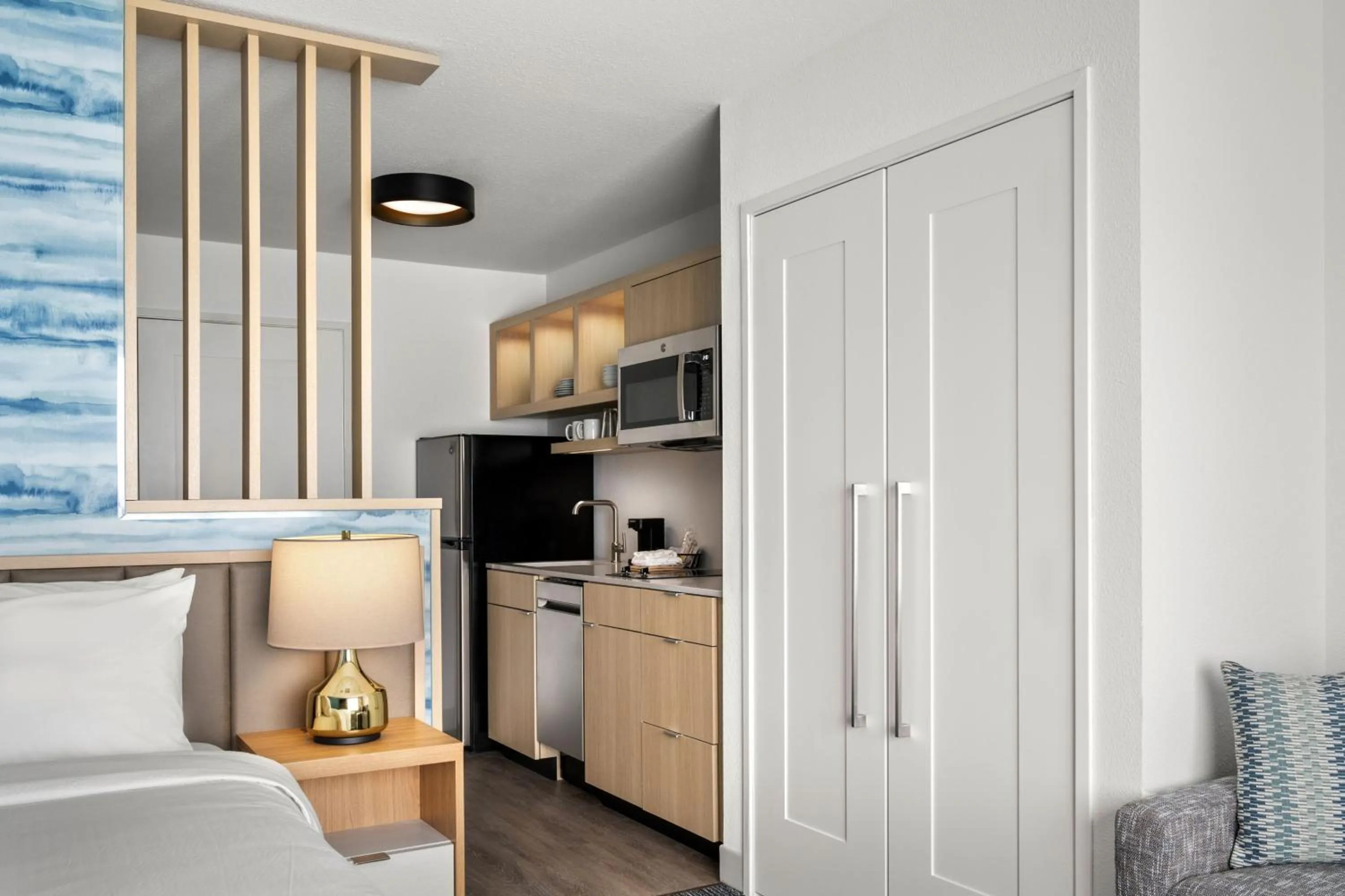 Photo of the whole room, Bed in TownePlace Suites by Marriott Wentzville