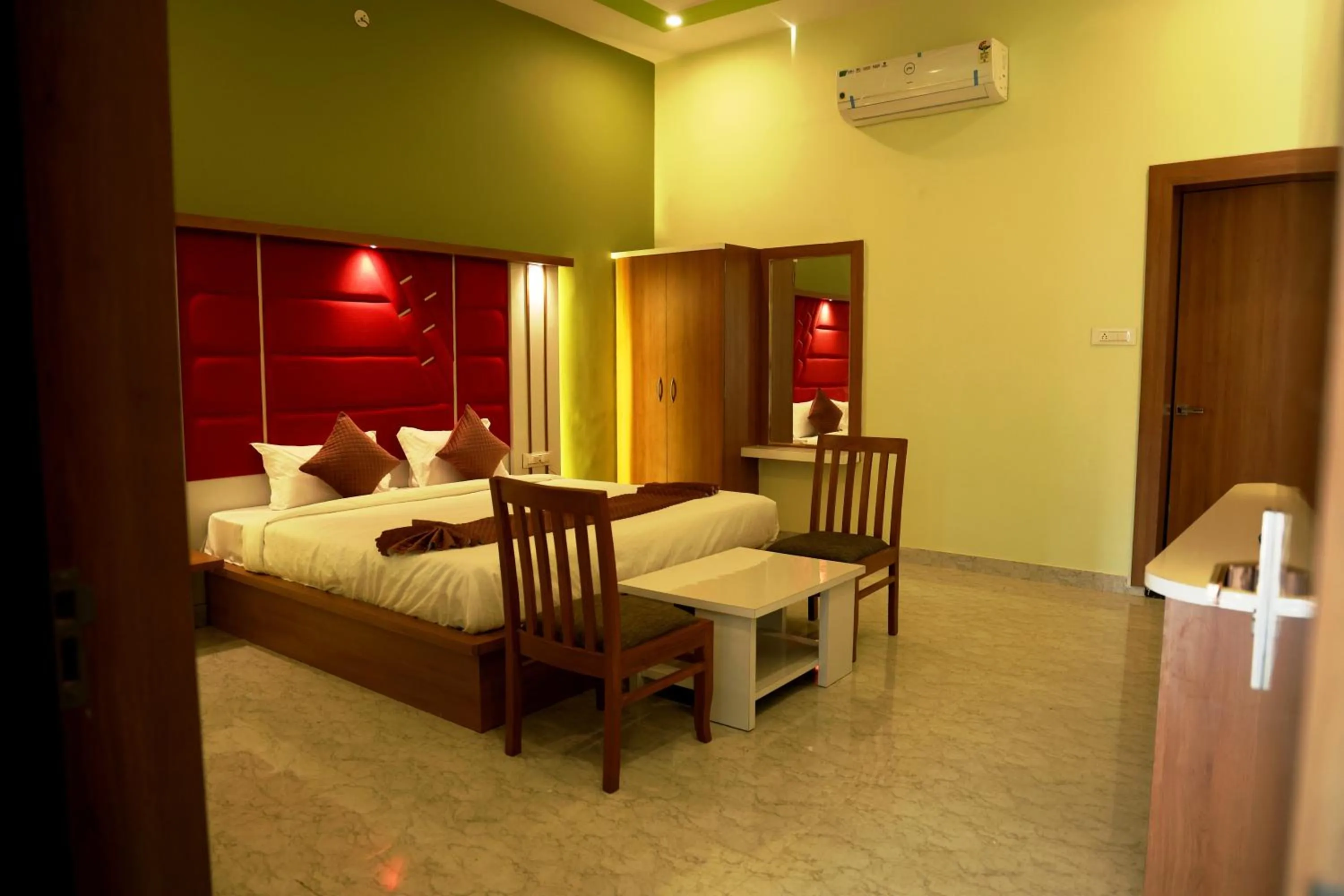 Bed in Savitri Valley Resort A Luxury Resort