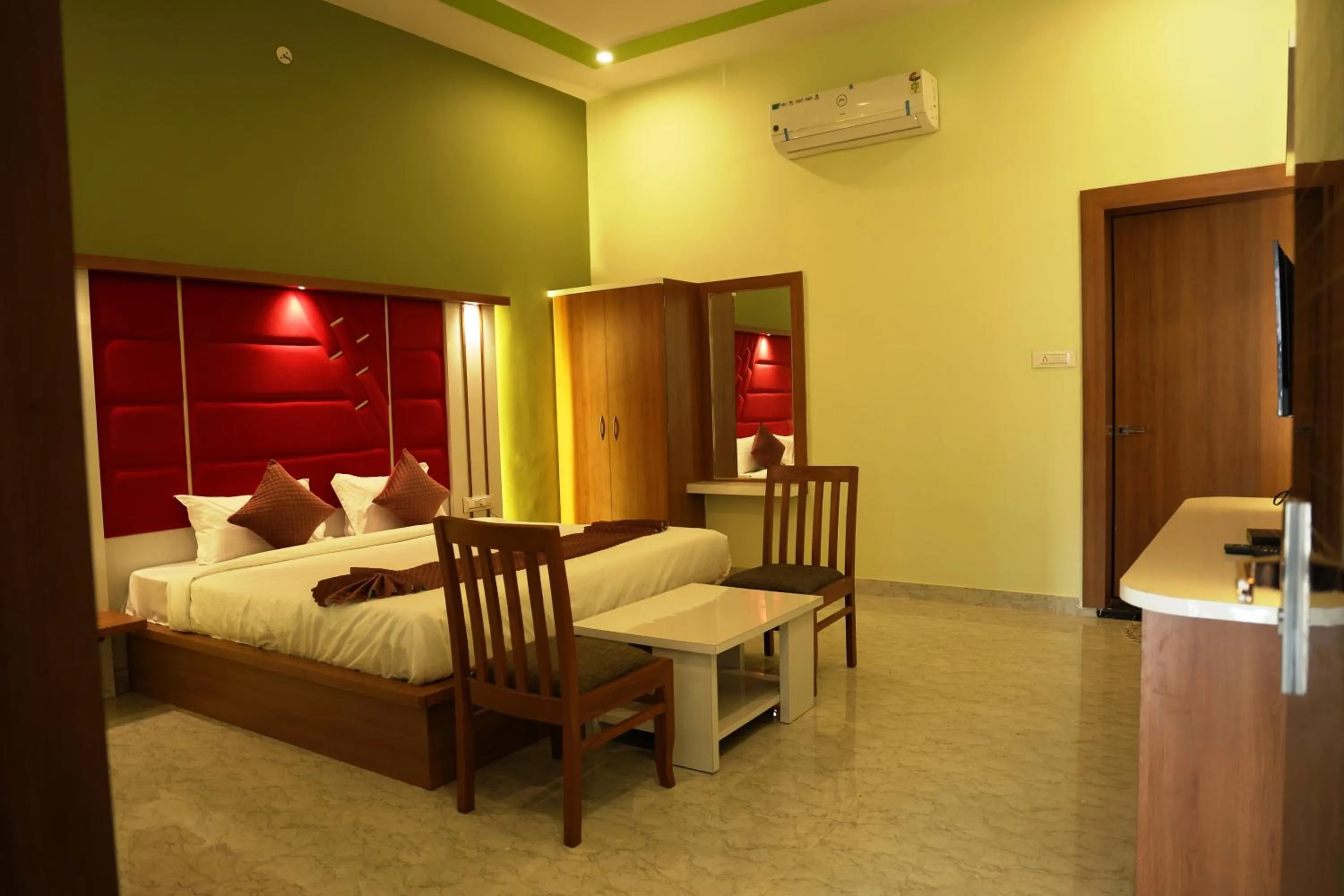 Bed in Savitri Valley Resort A Luxury Resort