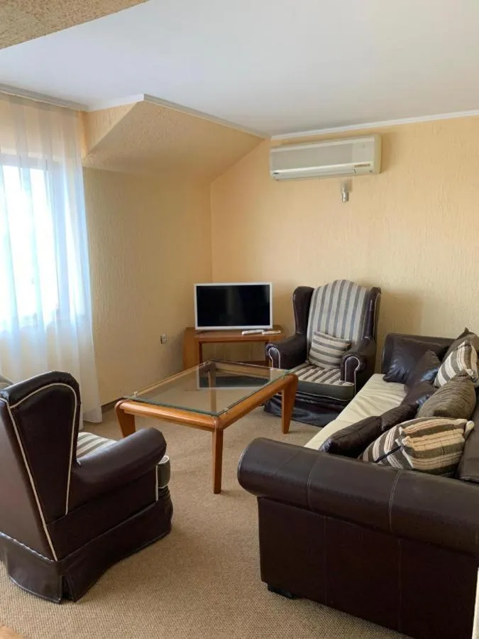 TV and multimedia in Elizabeth Beach Apartments