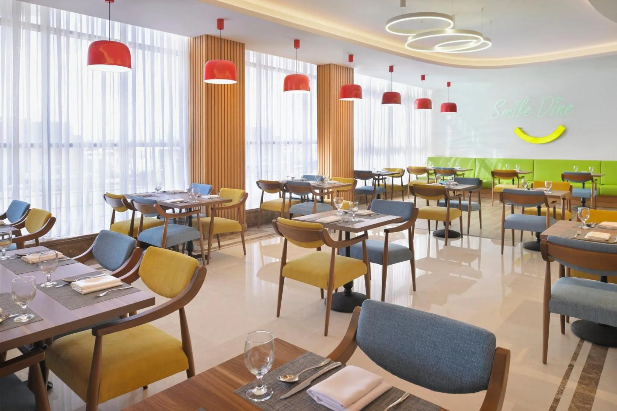 Restaurant/places to eat in Holiday Inn Jeddah Corniche by IHG