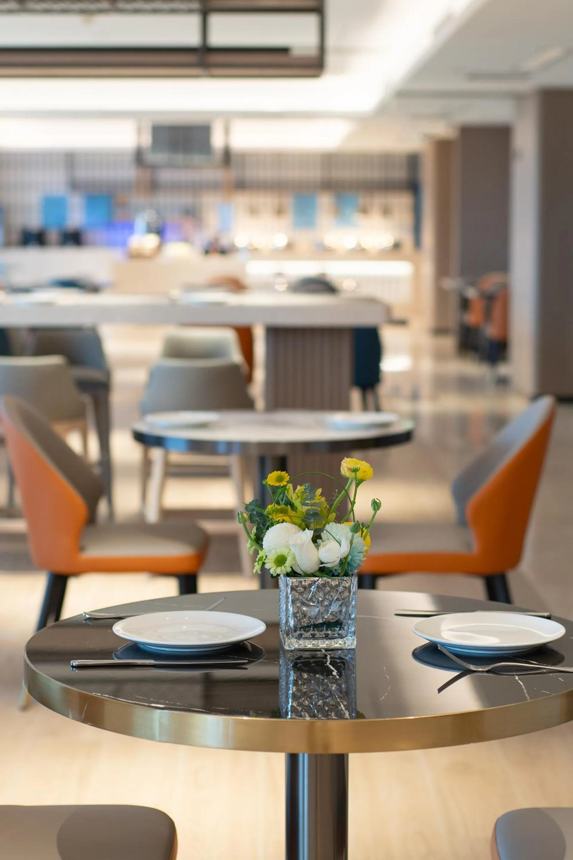 Restaurant/places to eat in Holiday Inn Express Changsha Development Zone by IHG