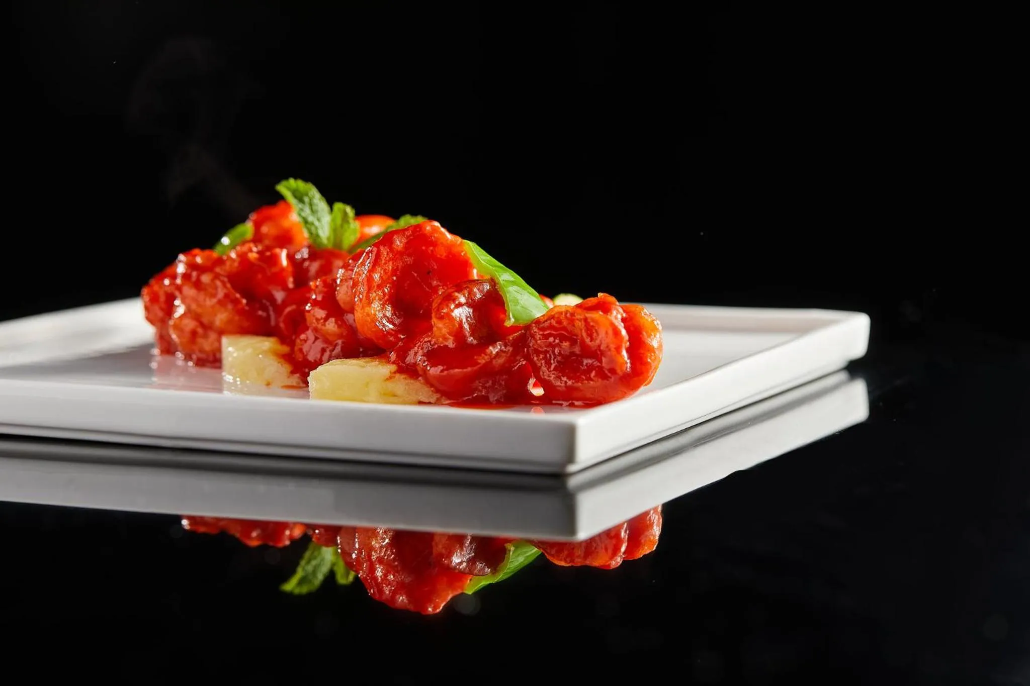 Restaurant/places to eat in Crowne Plaza Ezhou by IHG