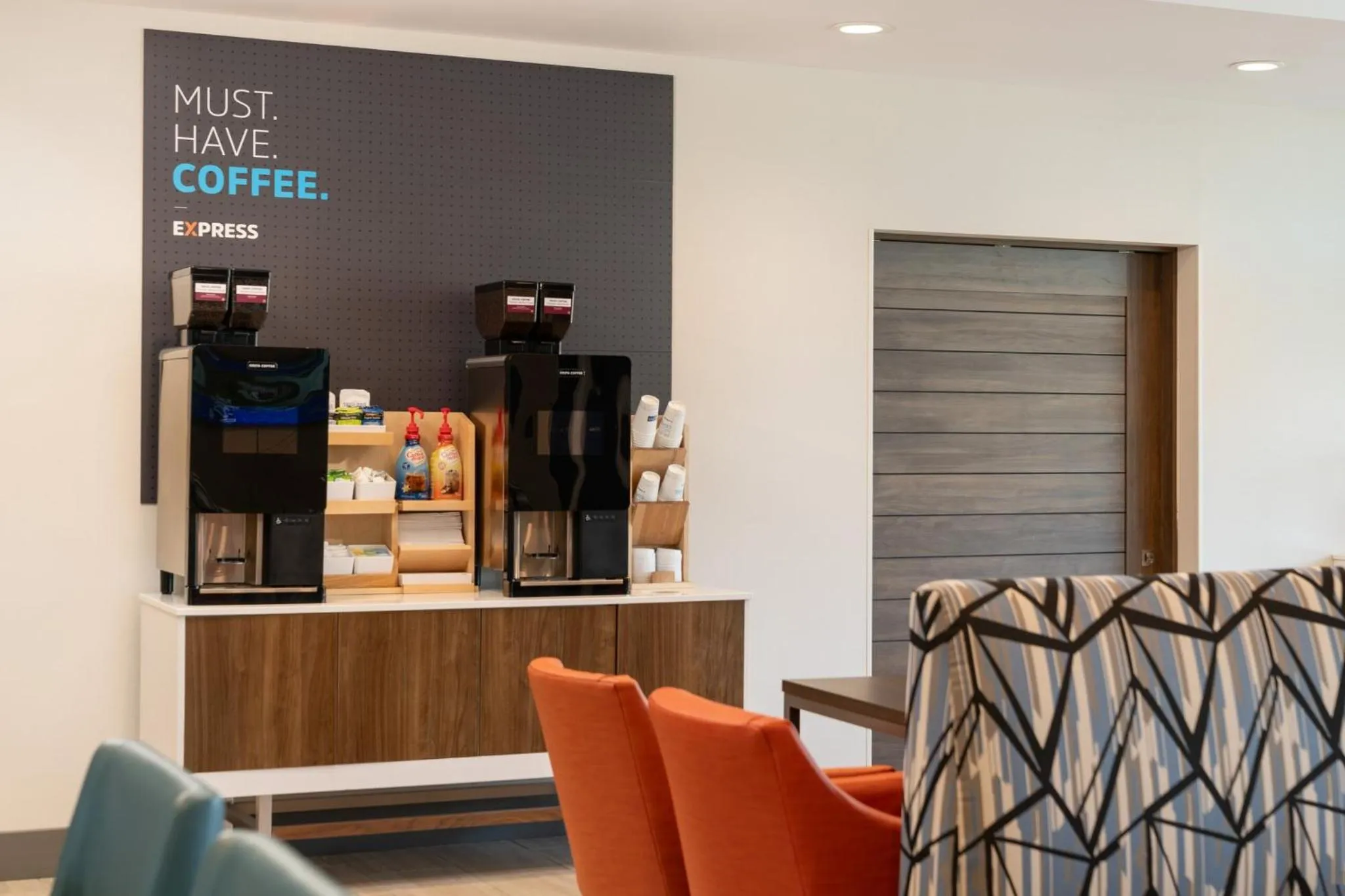 Breakfast in Holiday Inn Express & Suites Fresno Airport by IHG