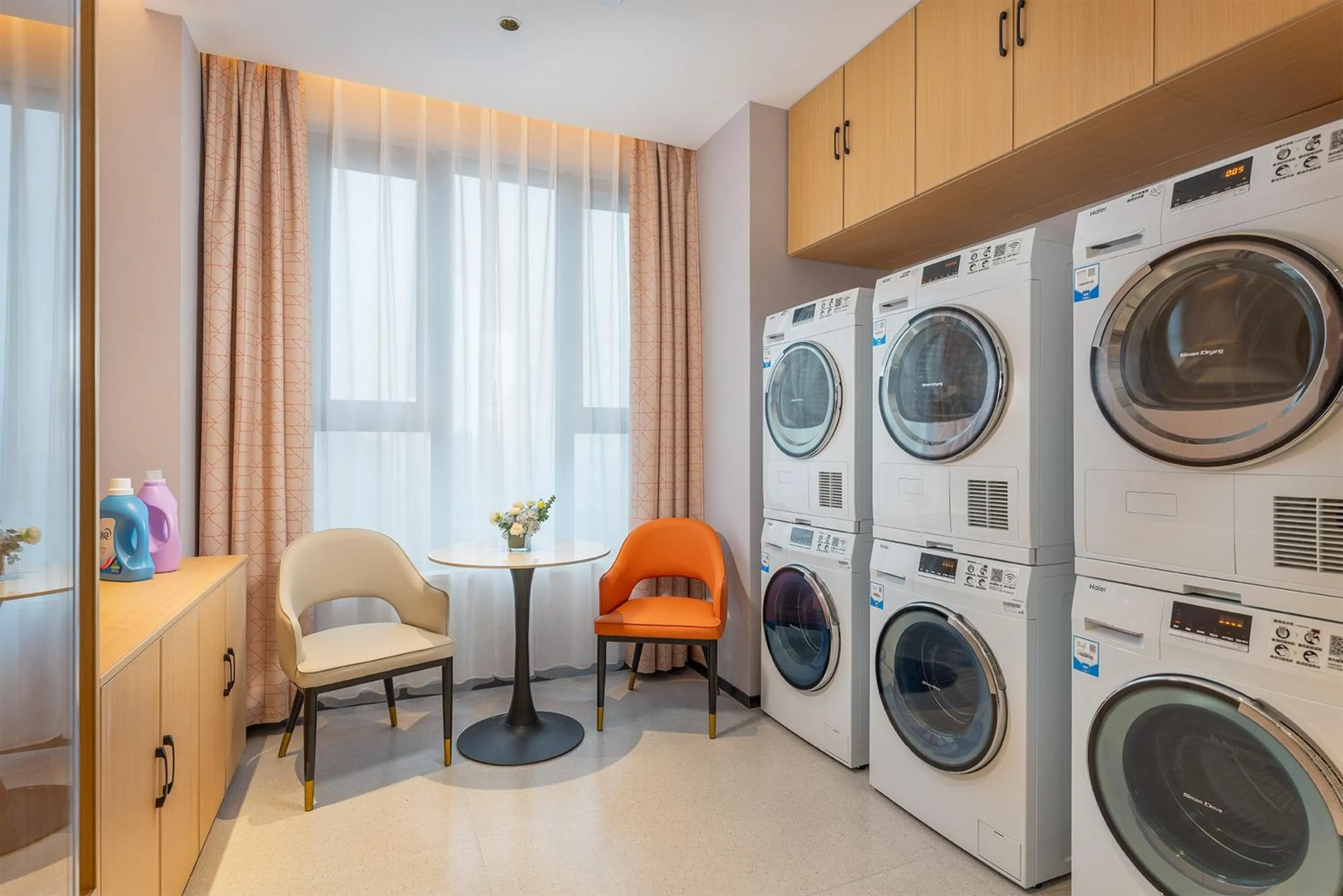 washing machine in Holiday Inn Express Changsha Yuhua by IHG