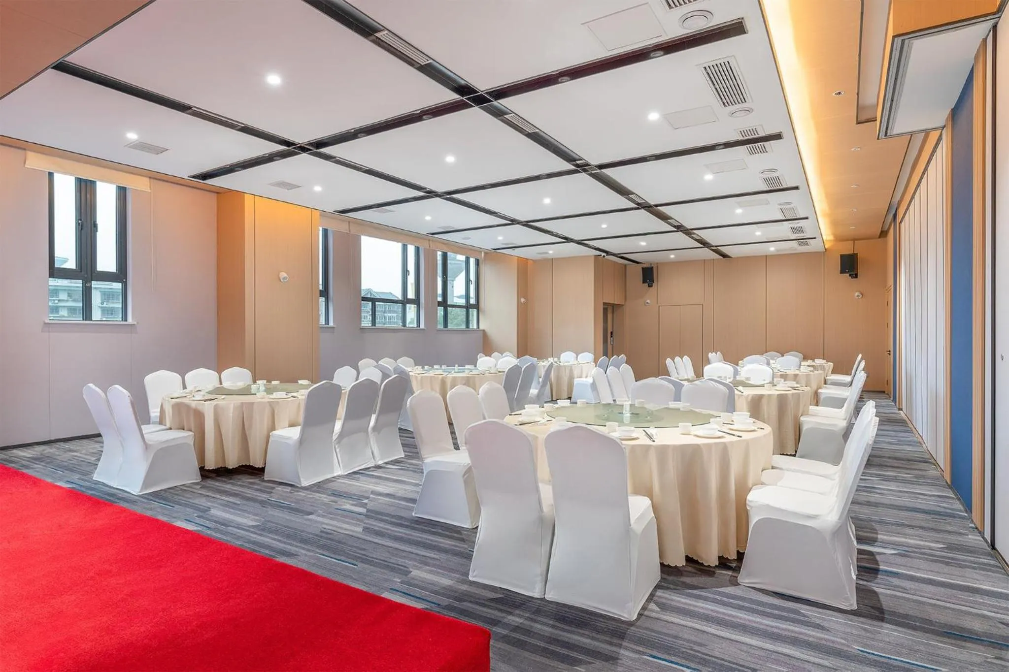 Meeting/conference room in Holiday Inn Express Changsha Yuhua by IHG
