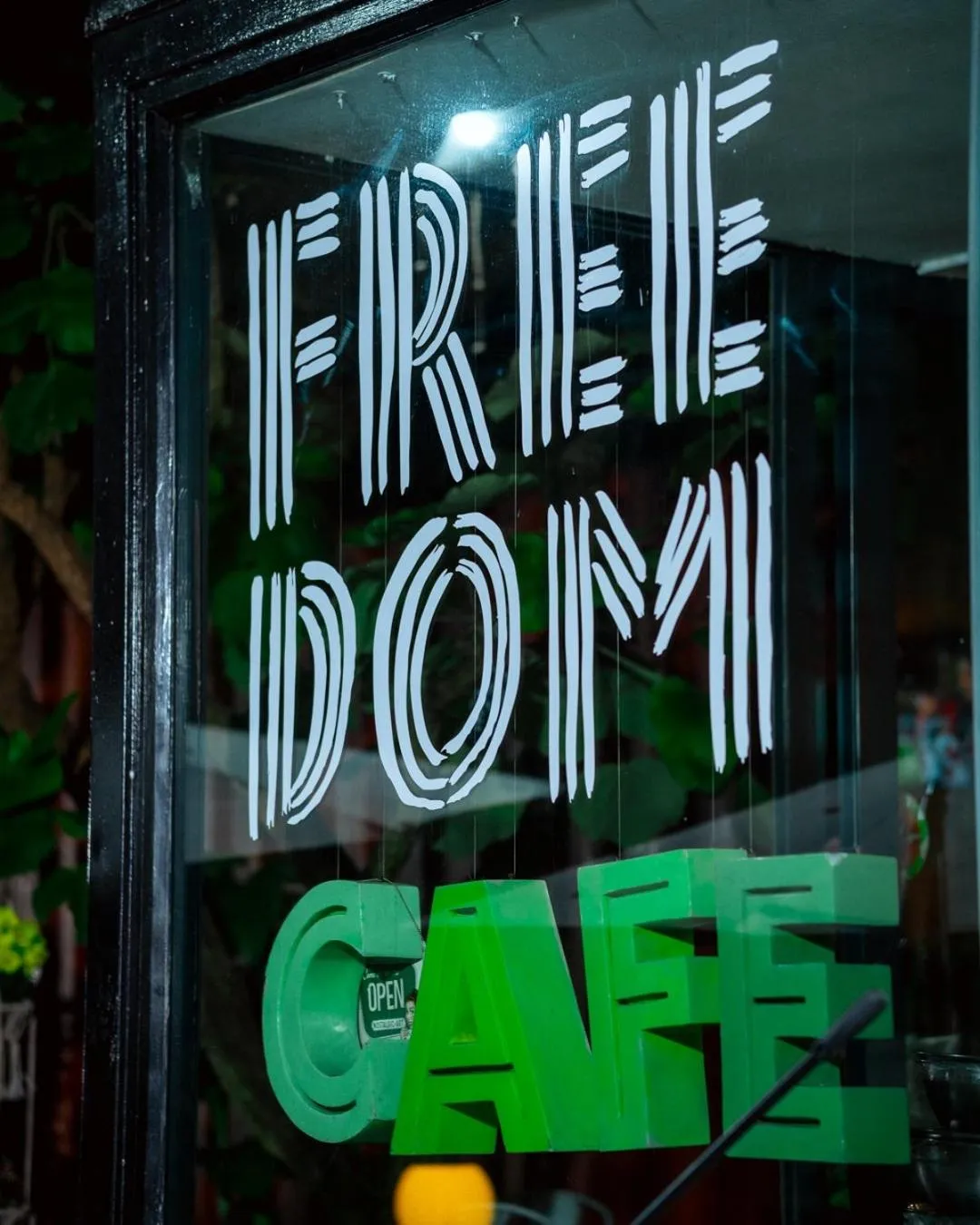 Coffee/tea facilities in concierge hotel