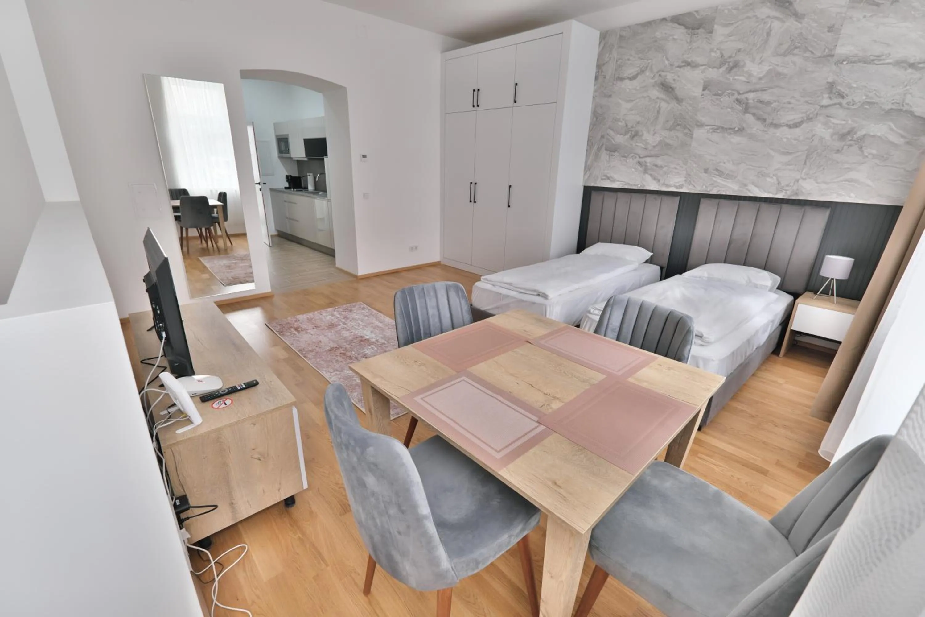 Apartment - Split Level in Vienna Lotus Apartments