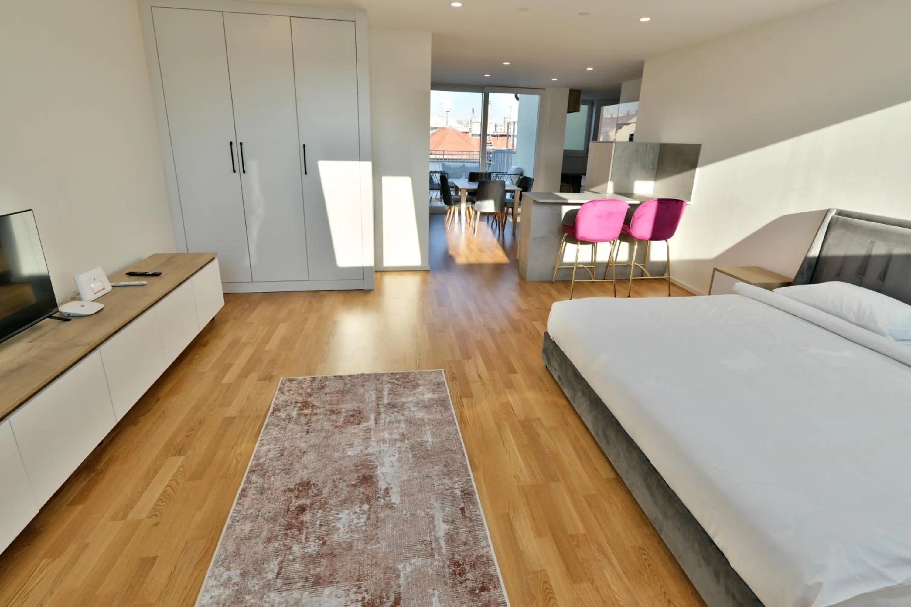 Vienna Lotus Apartments