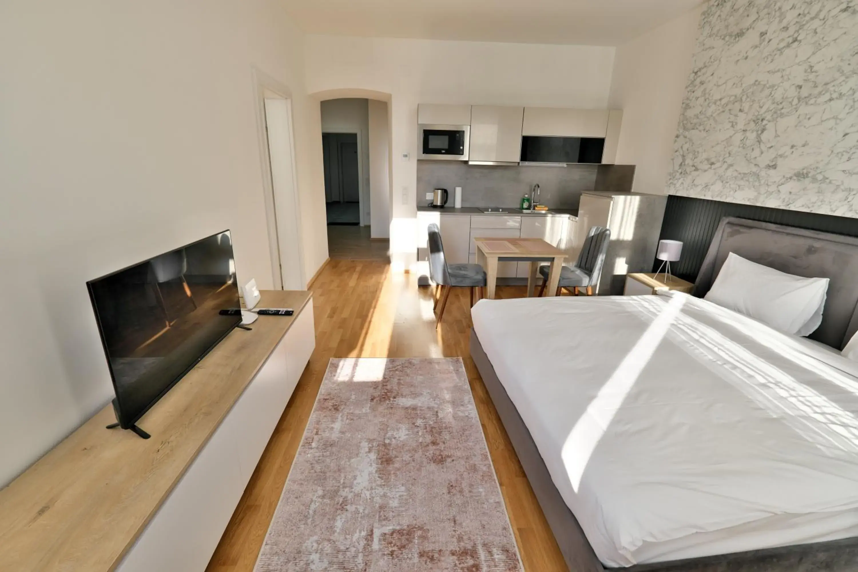 Comfort Triple Room in Vienna Lotus Apartments Comfort Triple Room in Vienna Lotus Apartments