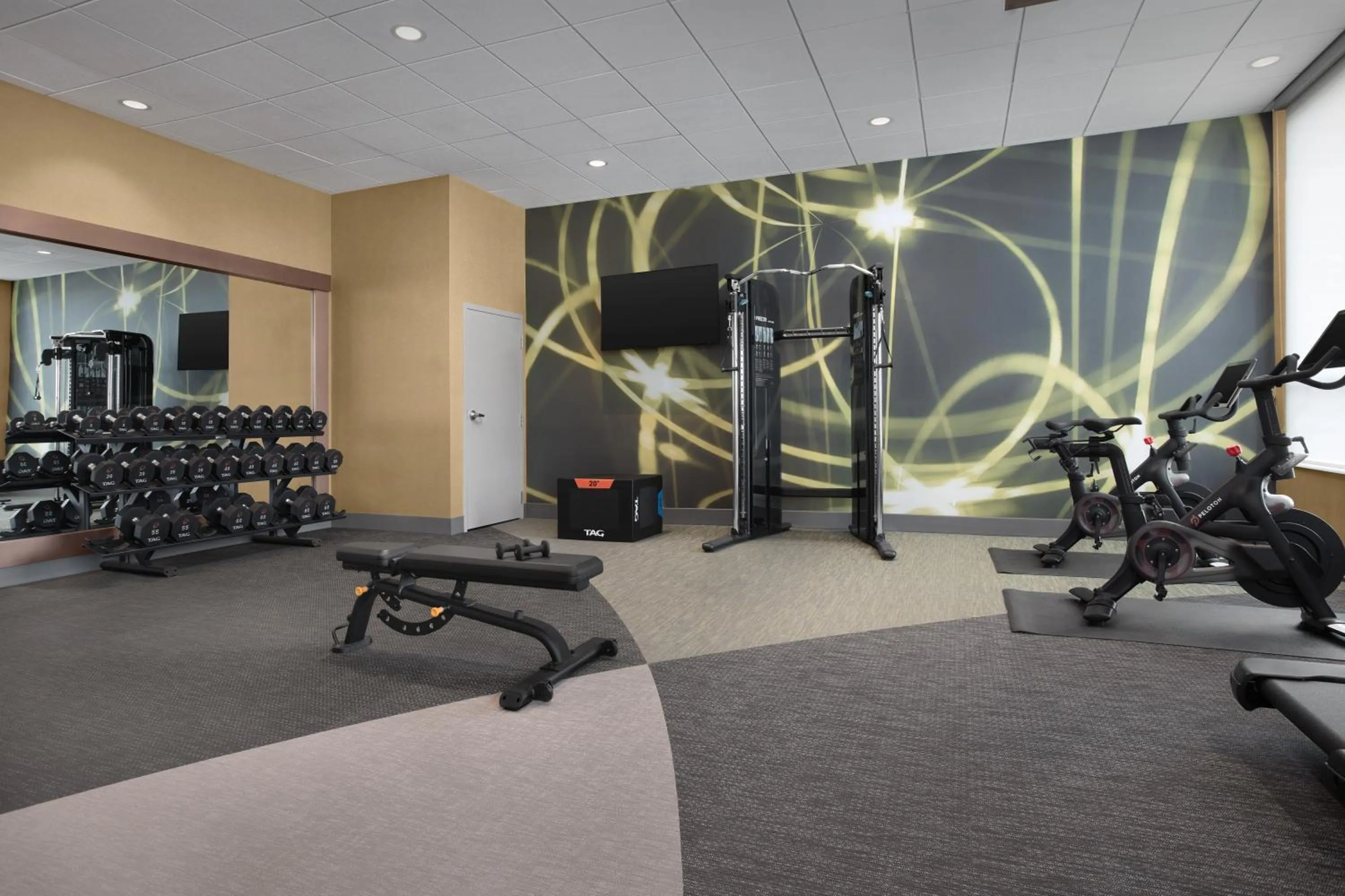 Fitness centre/facilities in Hilton Garden Inn Denver Airport Tower Road