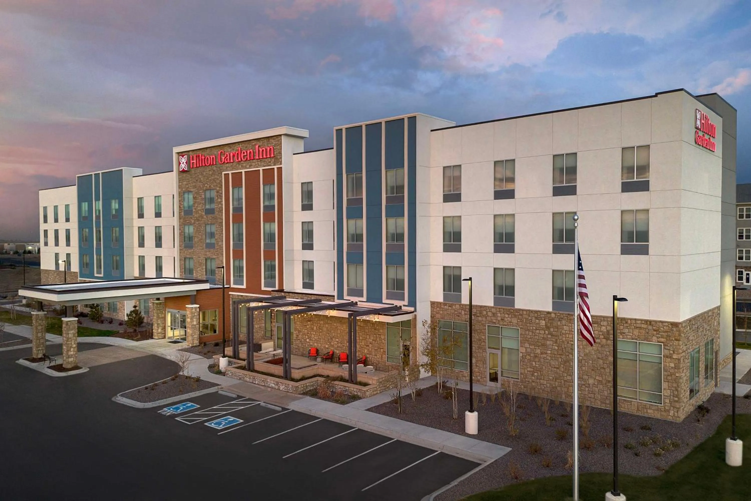 Property building in Hilton Garden Inn Denver Airport Tower Road