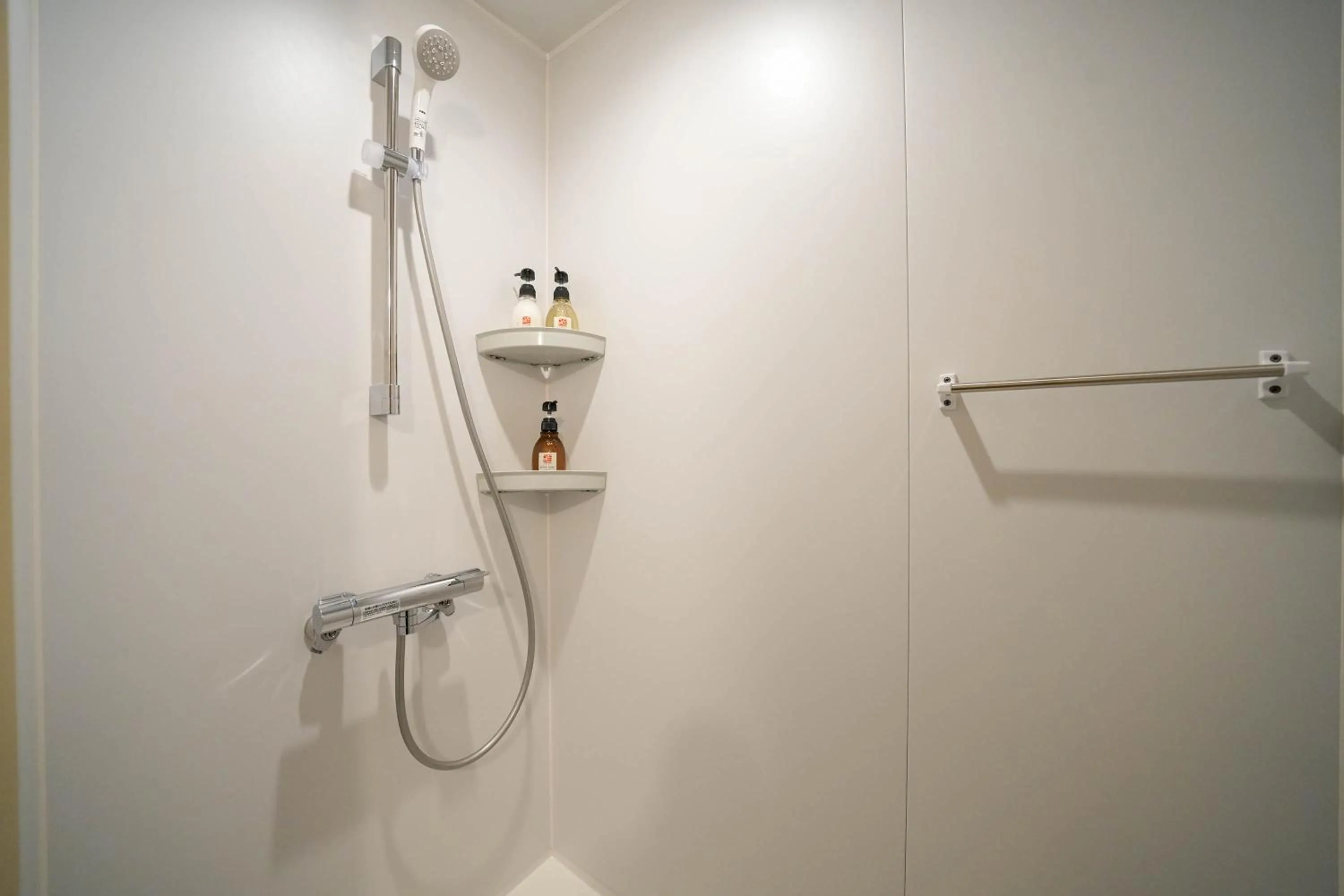 Shower in Green Room Hotel