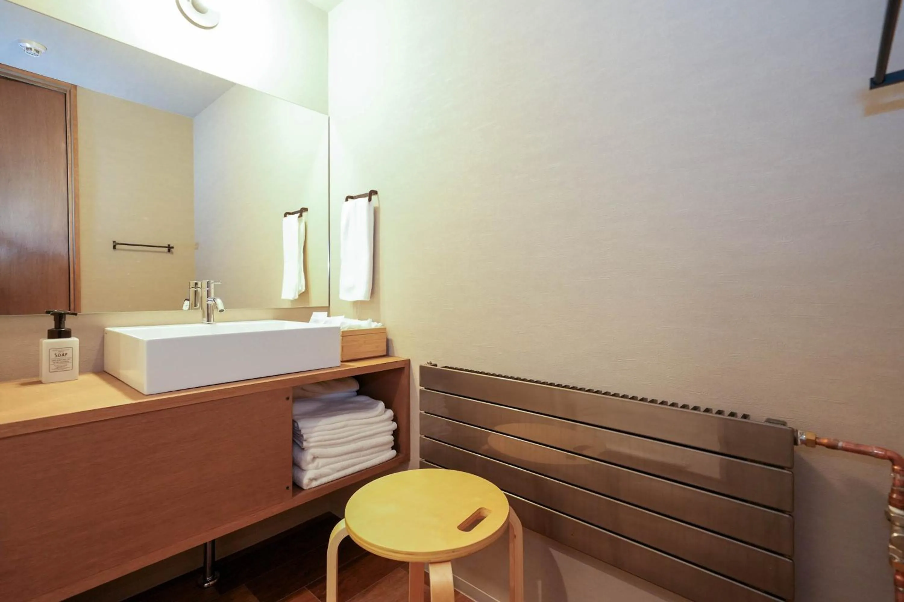 Bathroom in Green Room Hotel