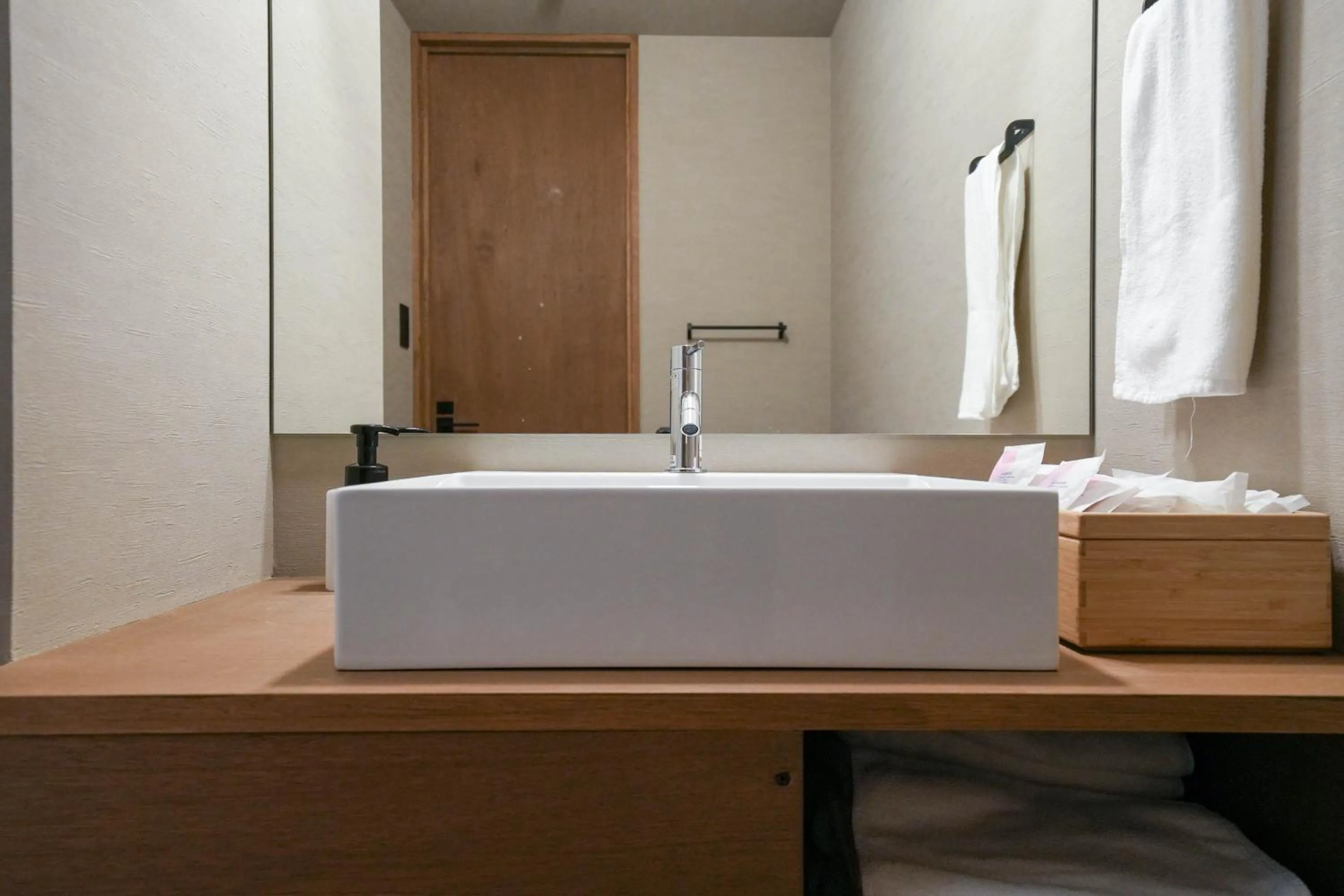 Bathroom in Green Room Hotel