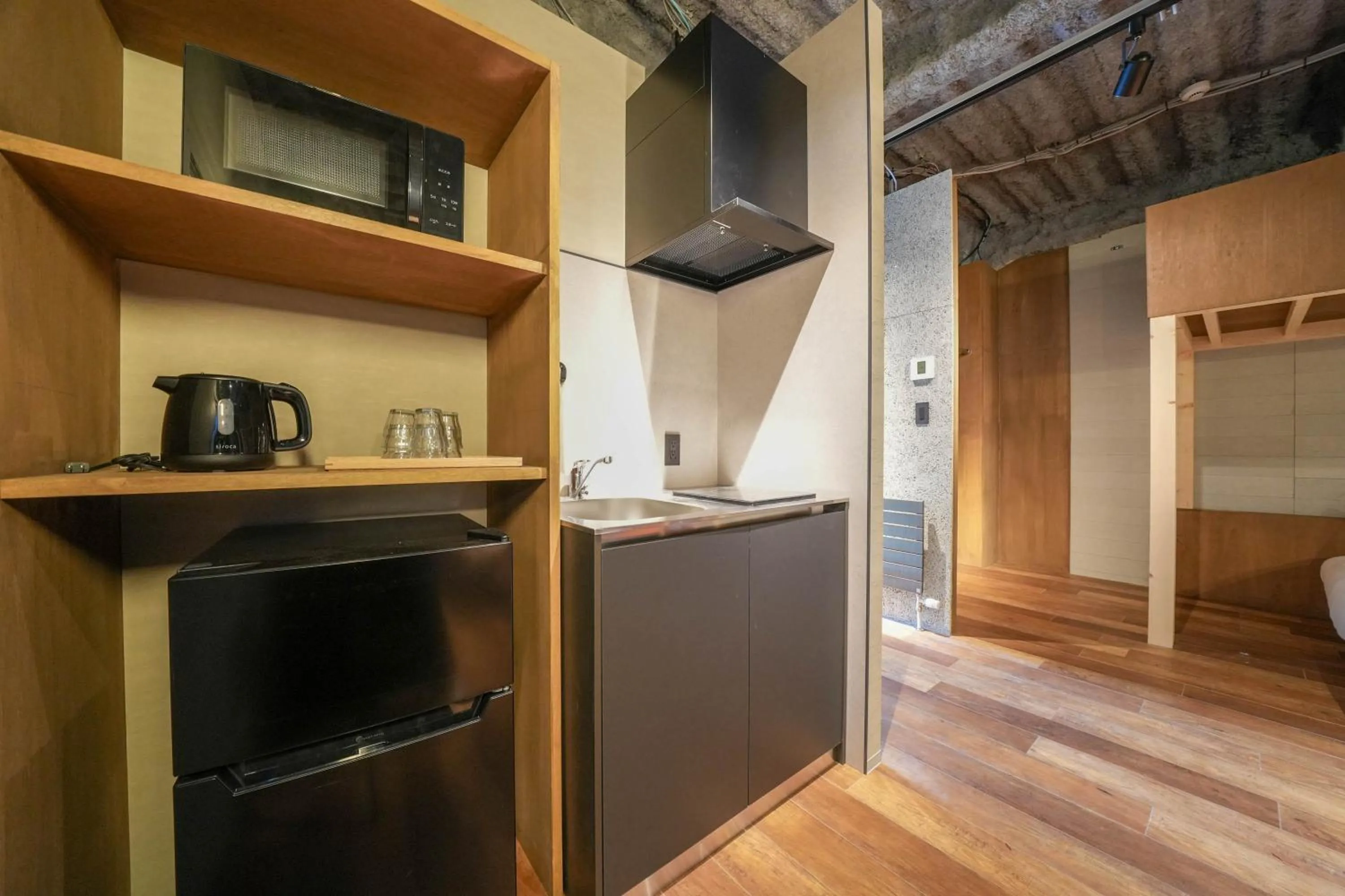 kitchen in Green Room Hotel