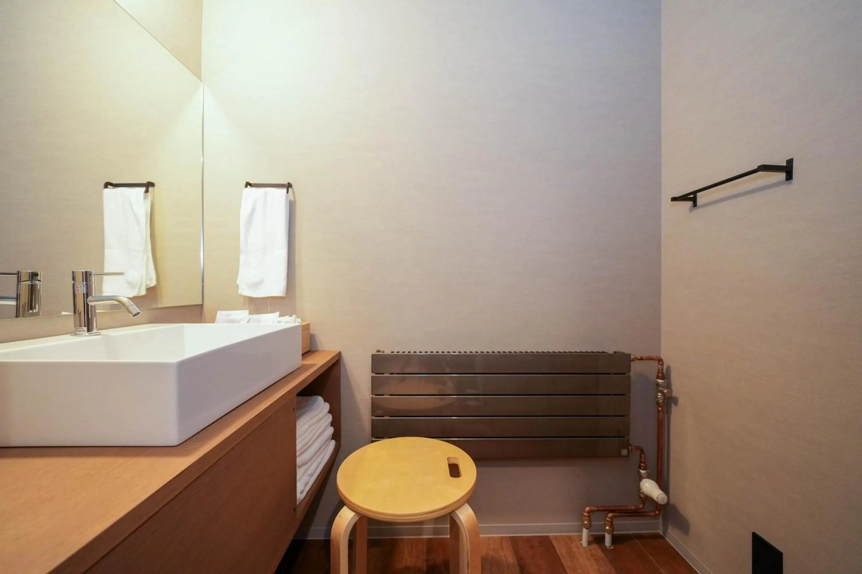 Bathroom in Green Room Hotel