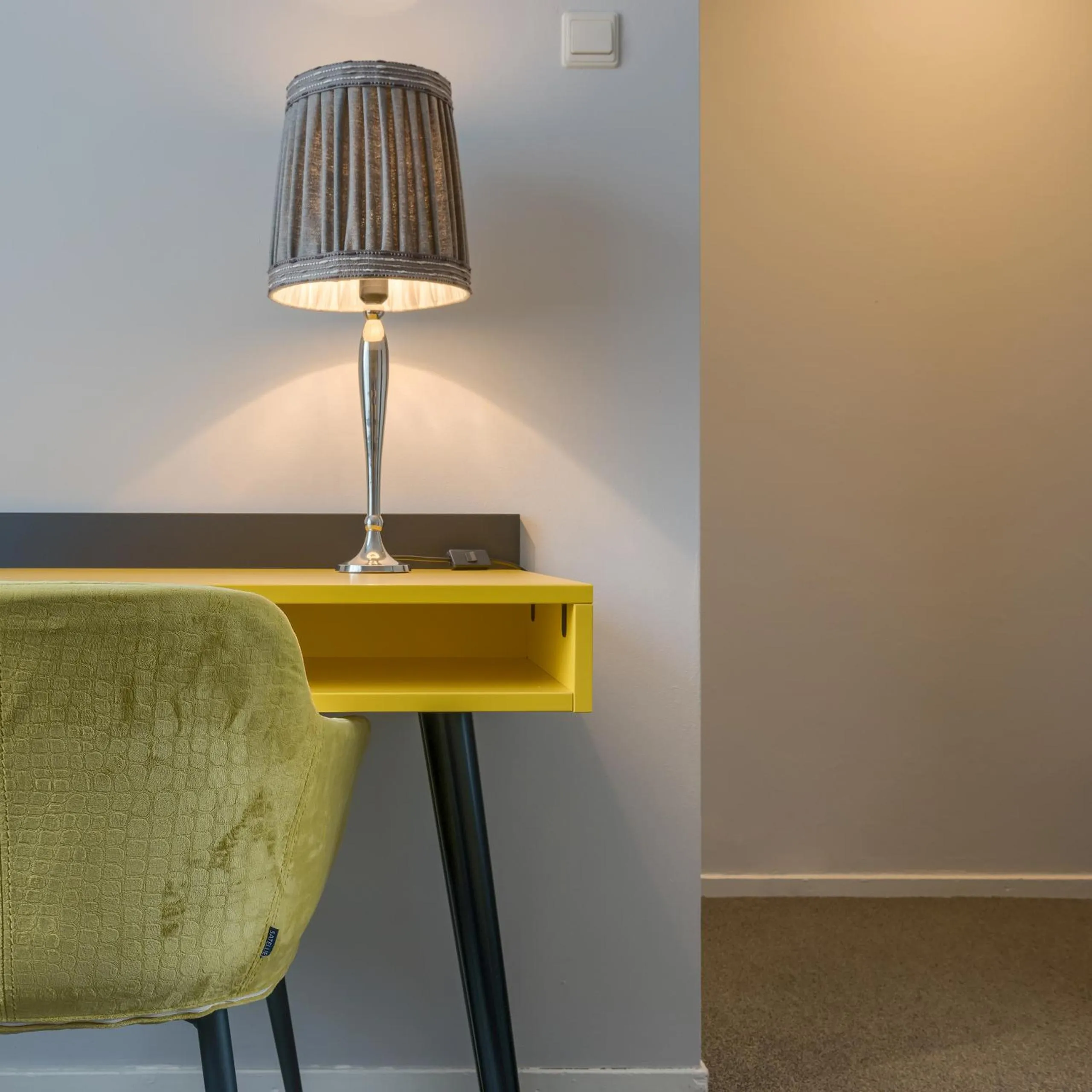 Seating area in Hotel Op Diek