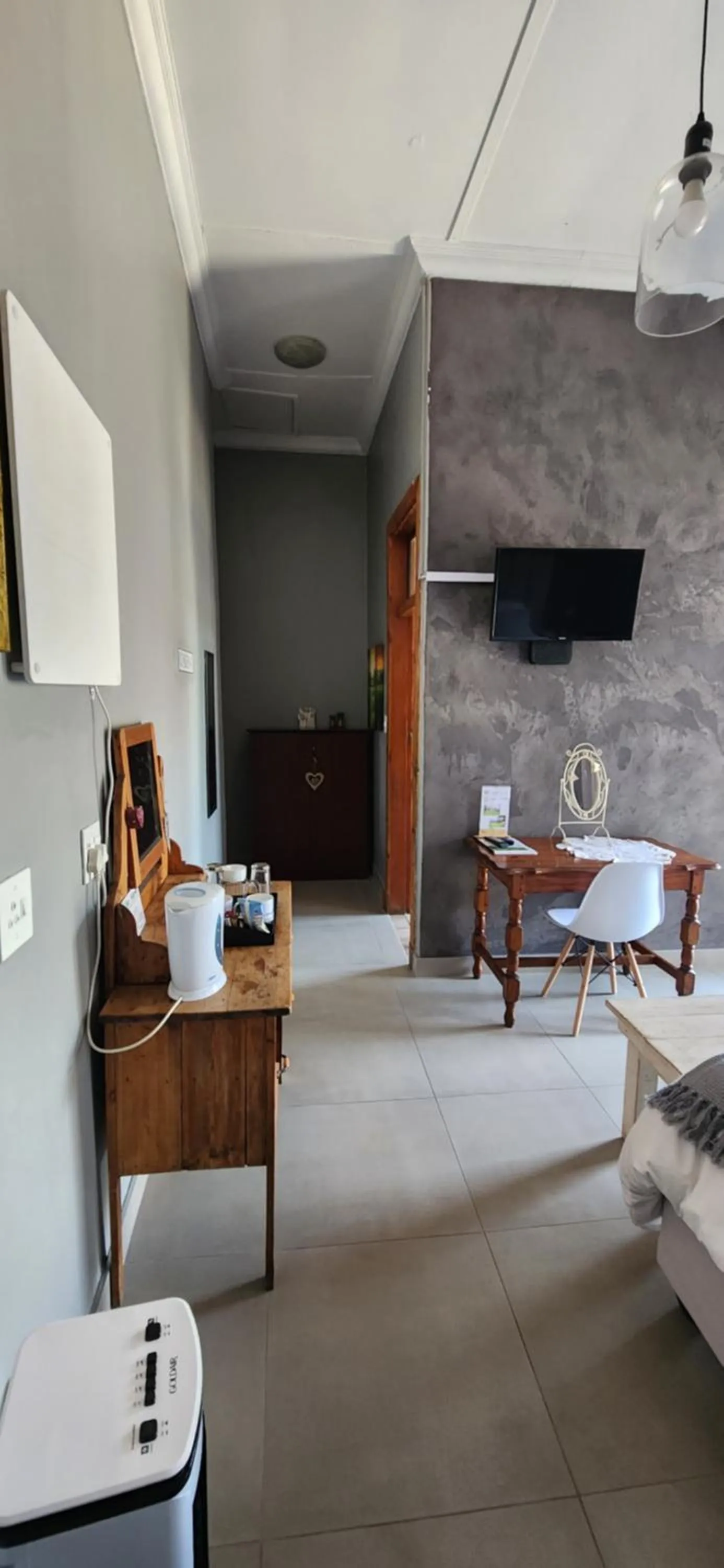 TV and multimedia in Bo Kamer Guesthouse