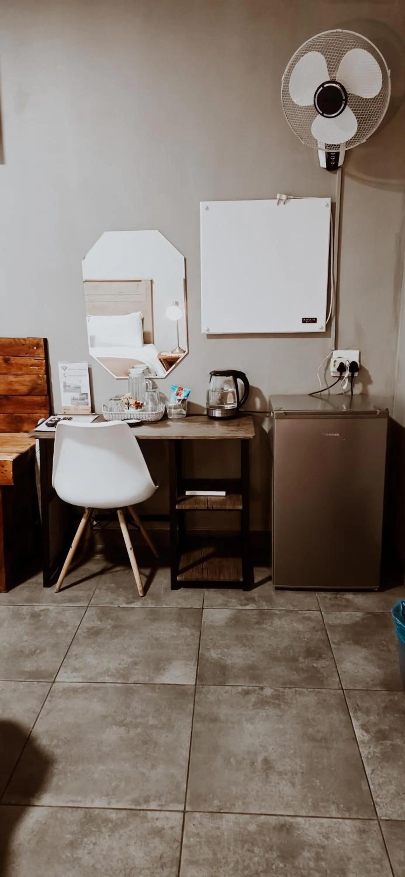 Coffee/tea facilities in Bo Kamer Guesthouse