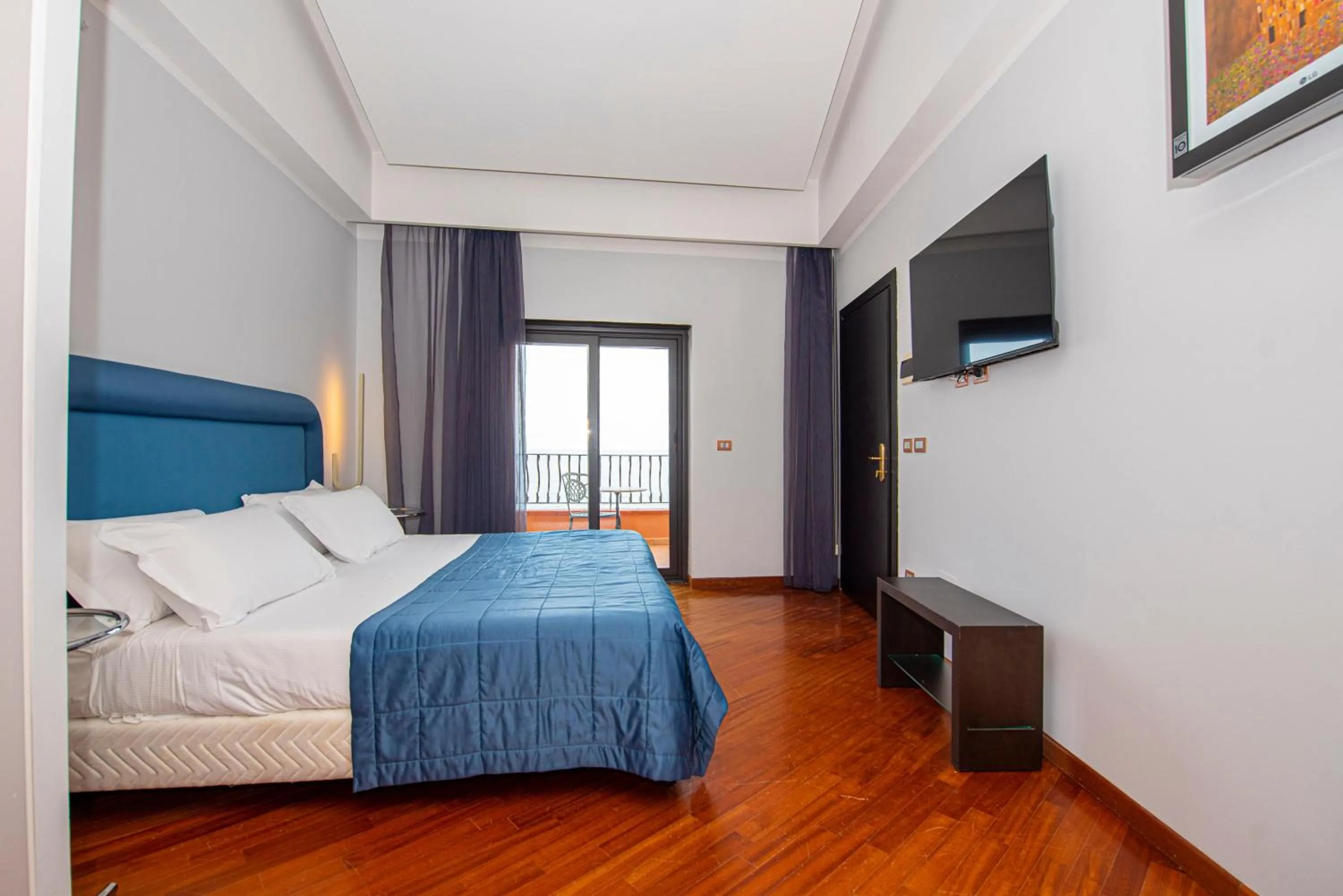 Bed in Baia Taormina - CDSHotels