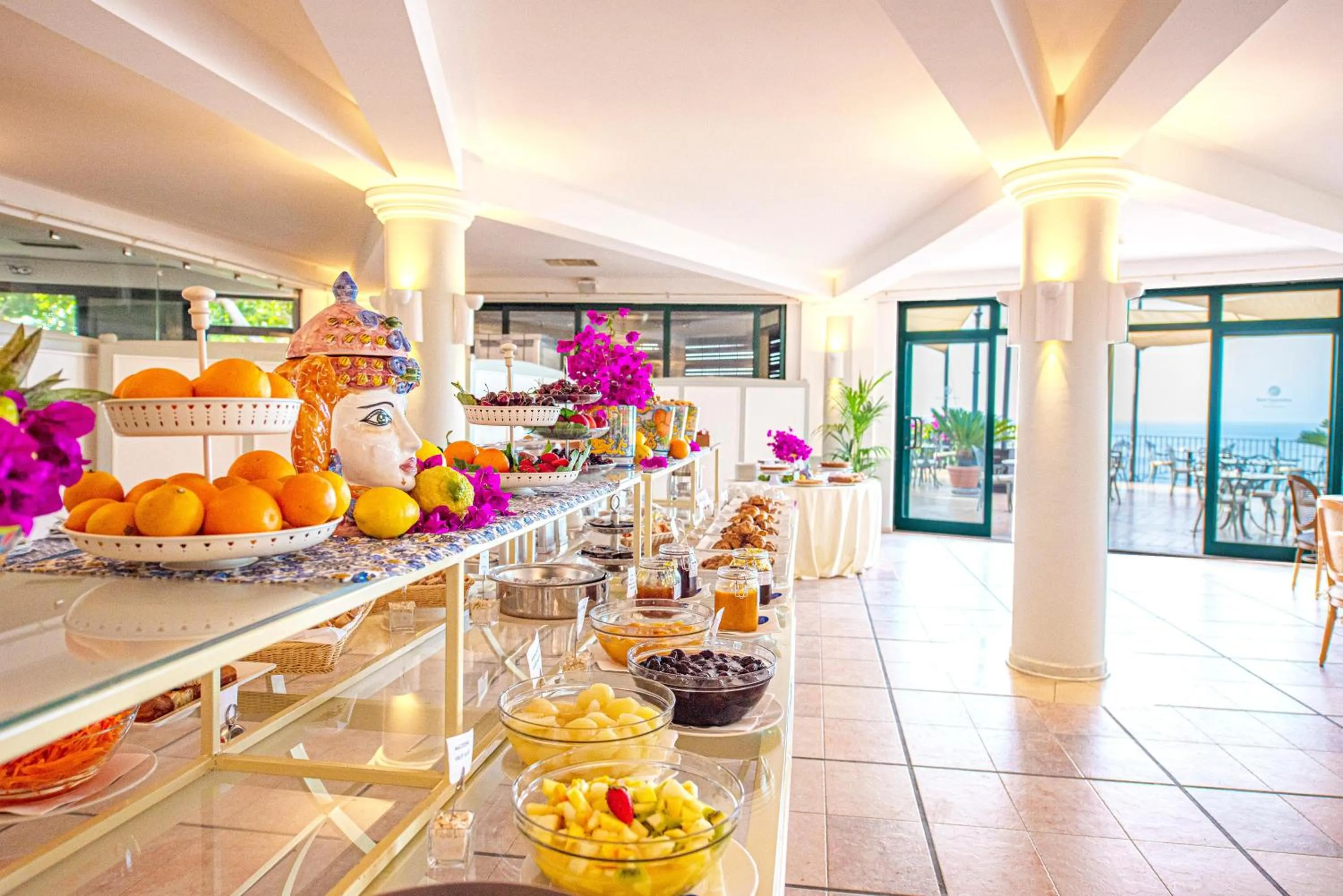 Restaurant/places to eat in Baia Taormina - CDSHotels