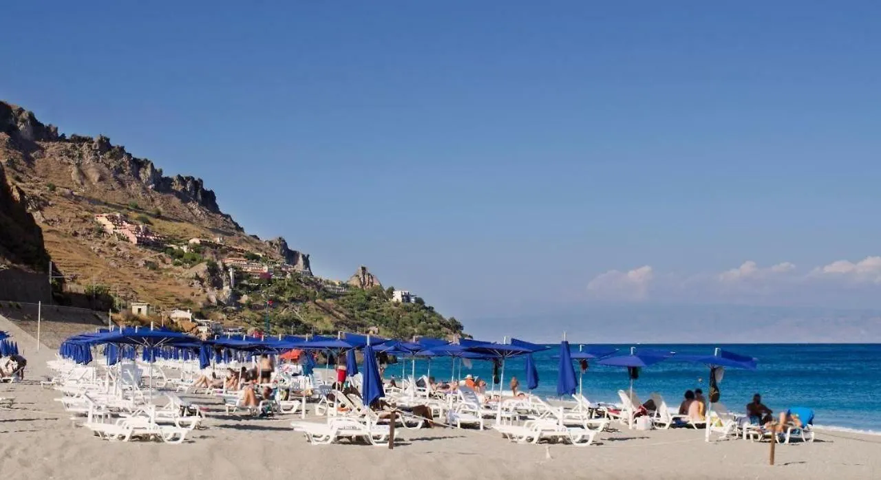 Beach in Baia Taormina - CDSHotels