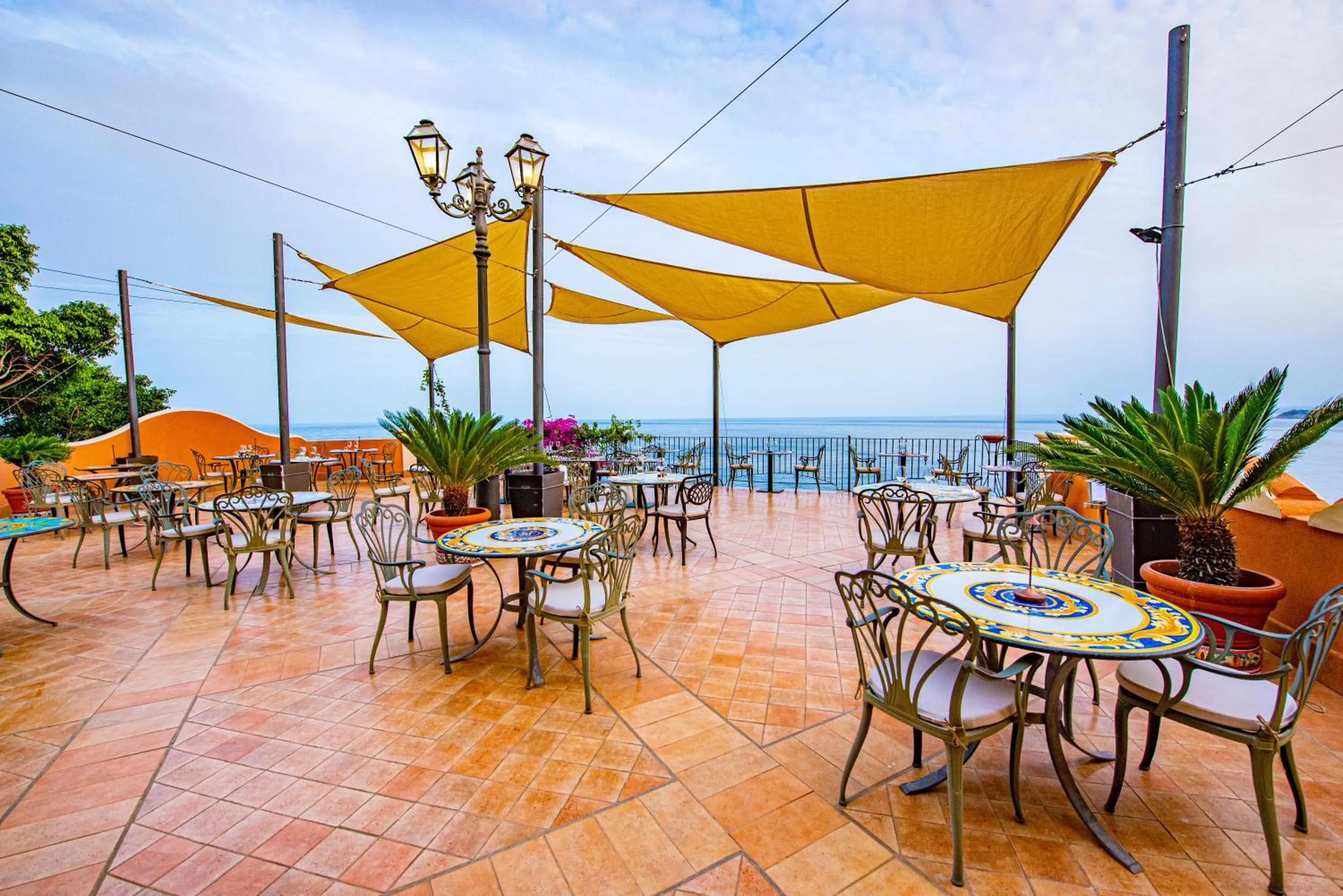 Balcony/Terrace in Baia Taormina - CDSHotels