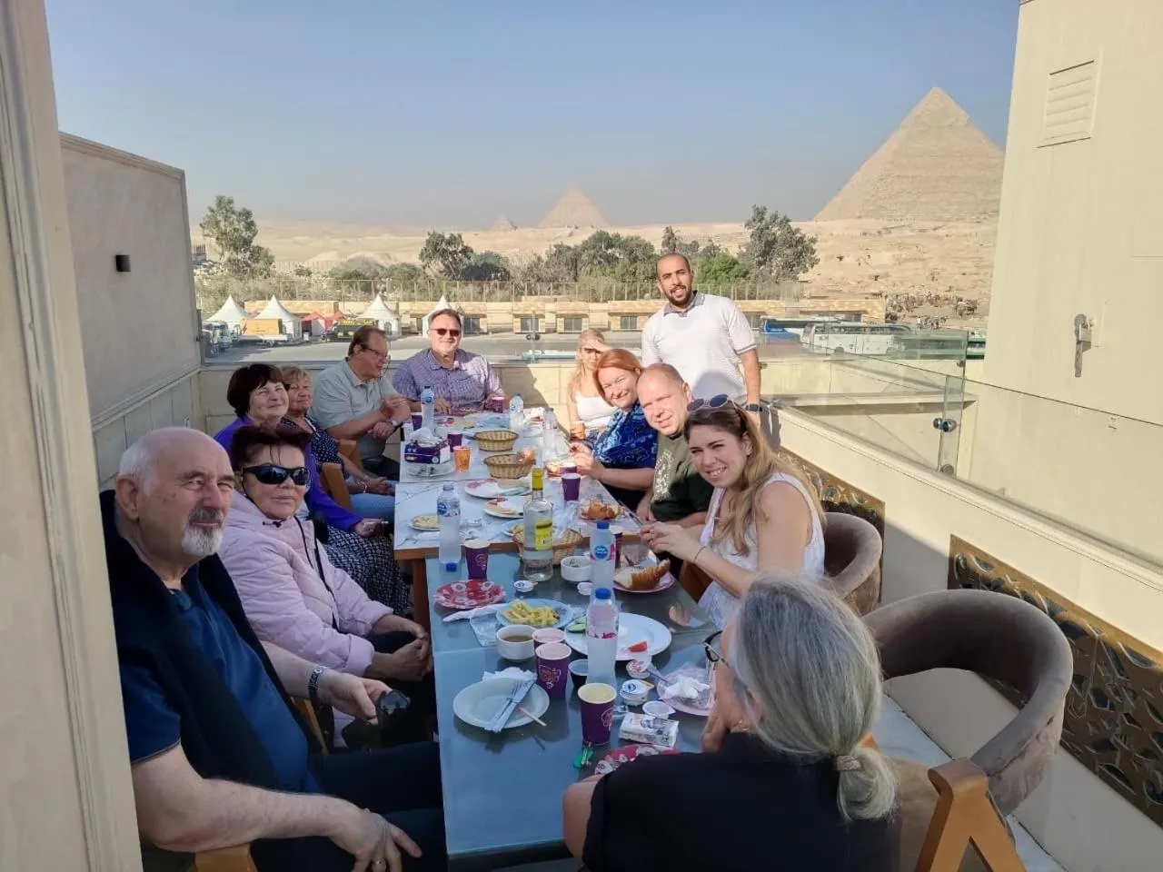 Restaurant/places to eat in Capital Of Pyramids Hotel