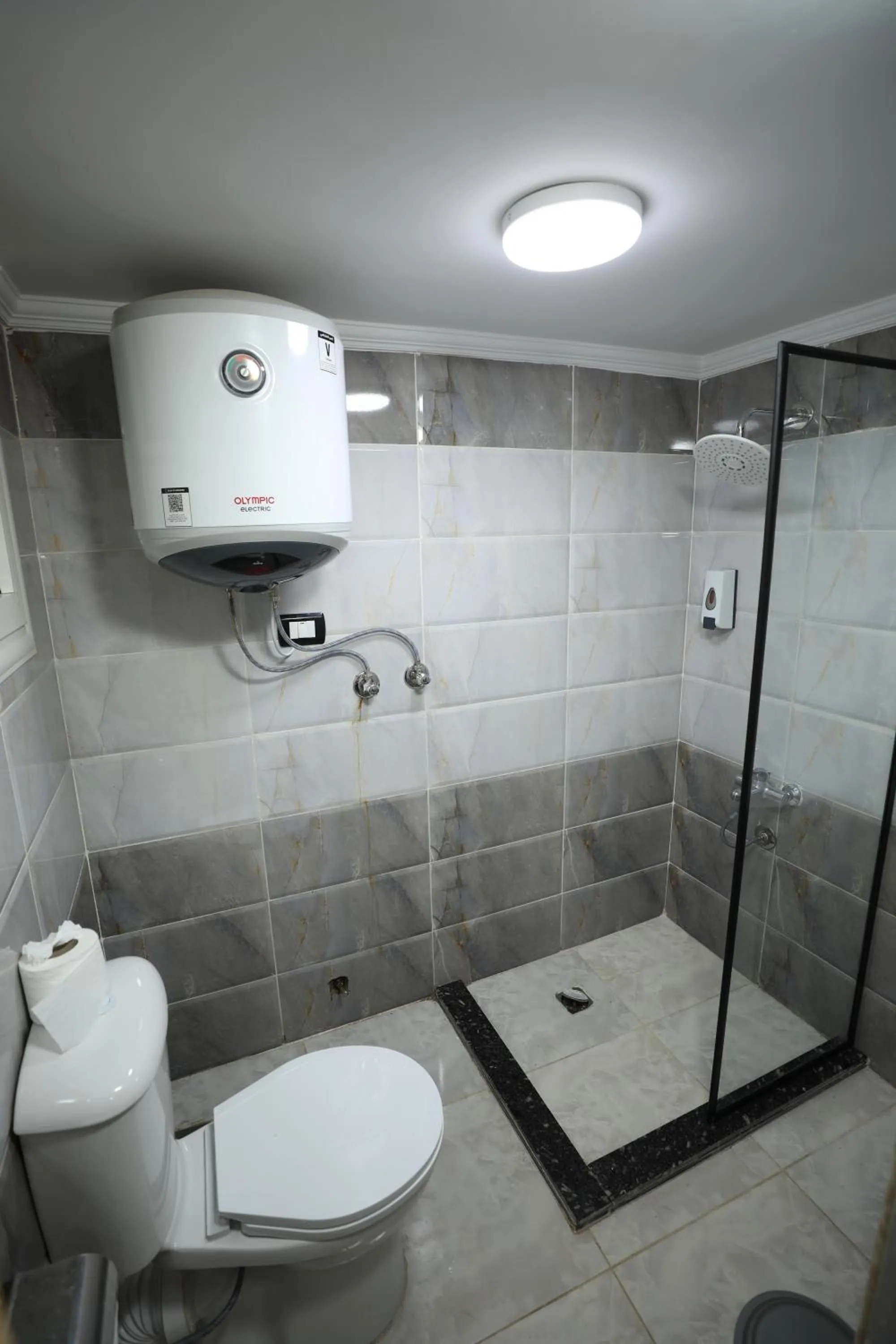 Shower in Capital Of Pyramids Hotel