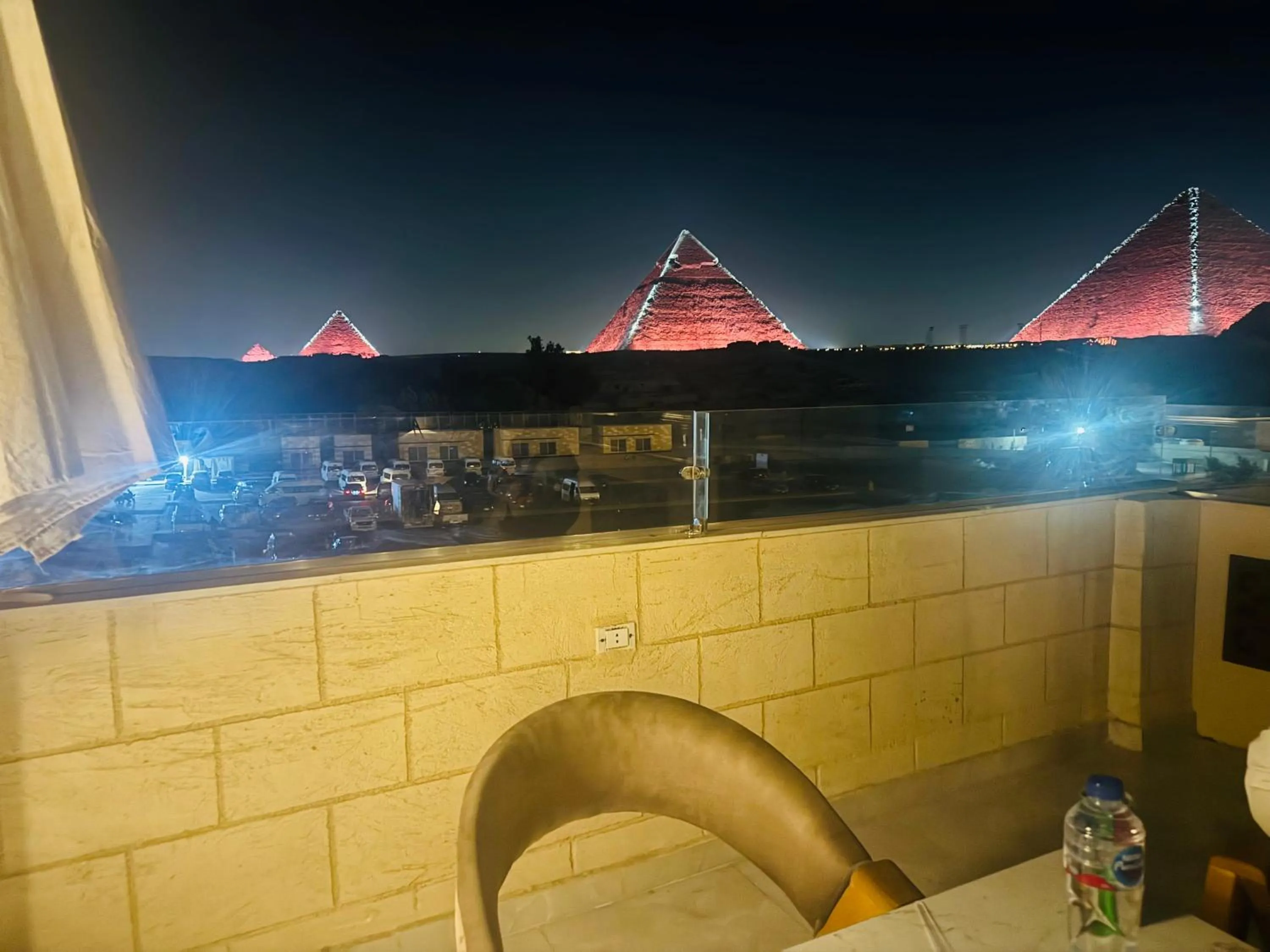 Restaurant/places to eat in Capital Of Pyramids Hotel