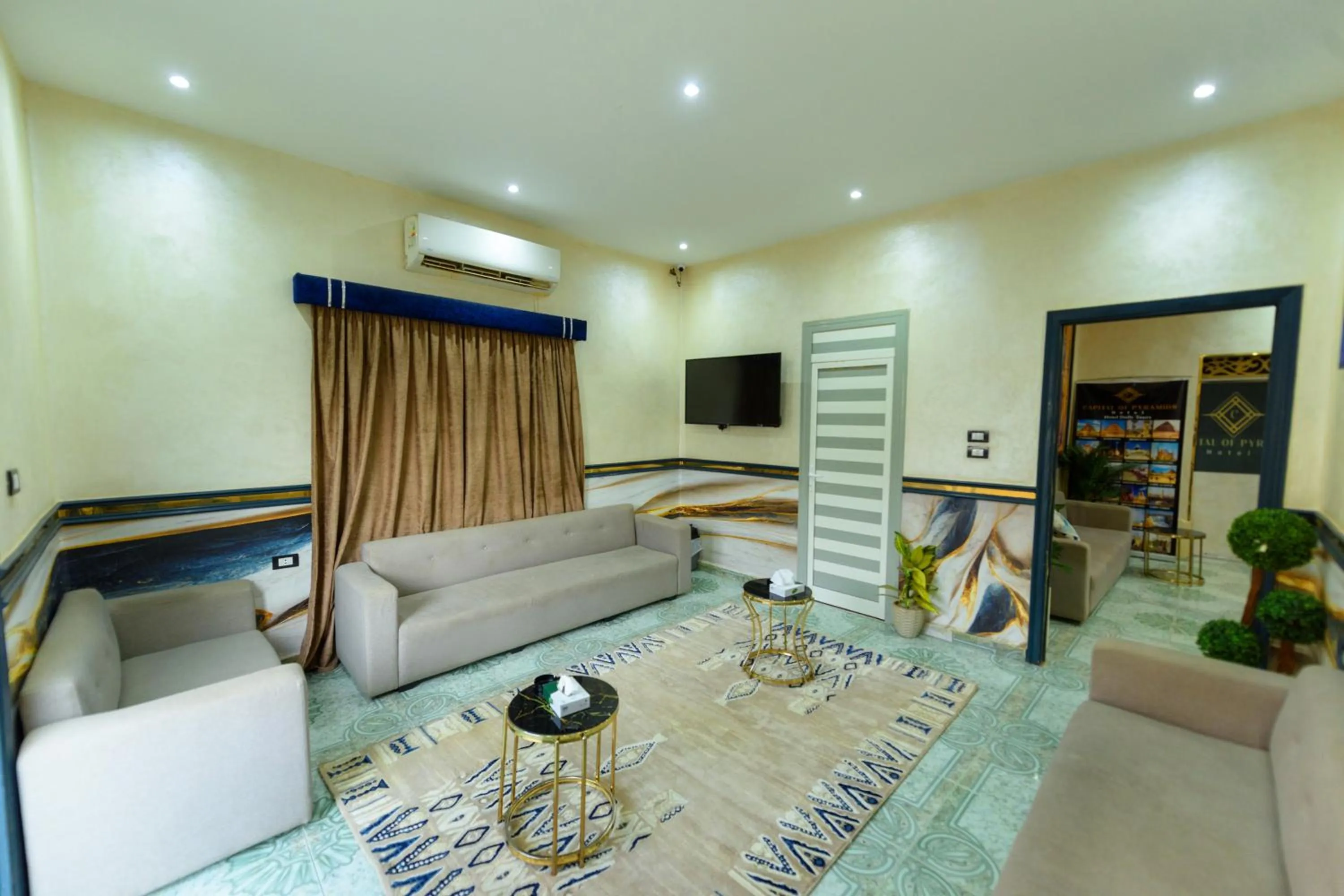 Lobby or reception in Capital Of Pyramids Hotel