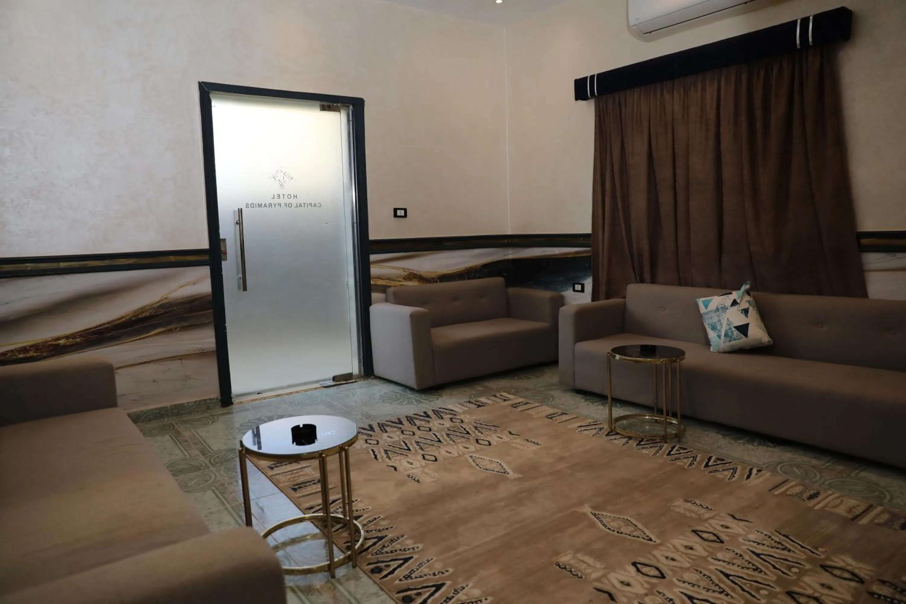 Seating area in Capital Of Pyramids Hotel
