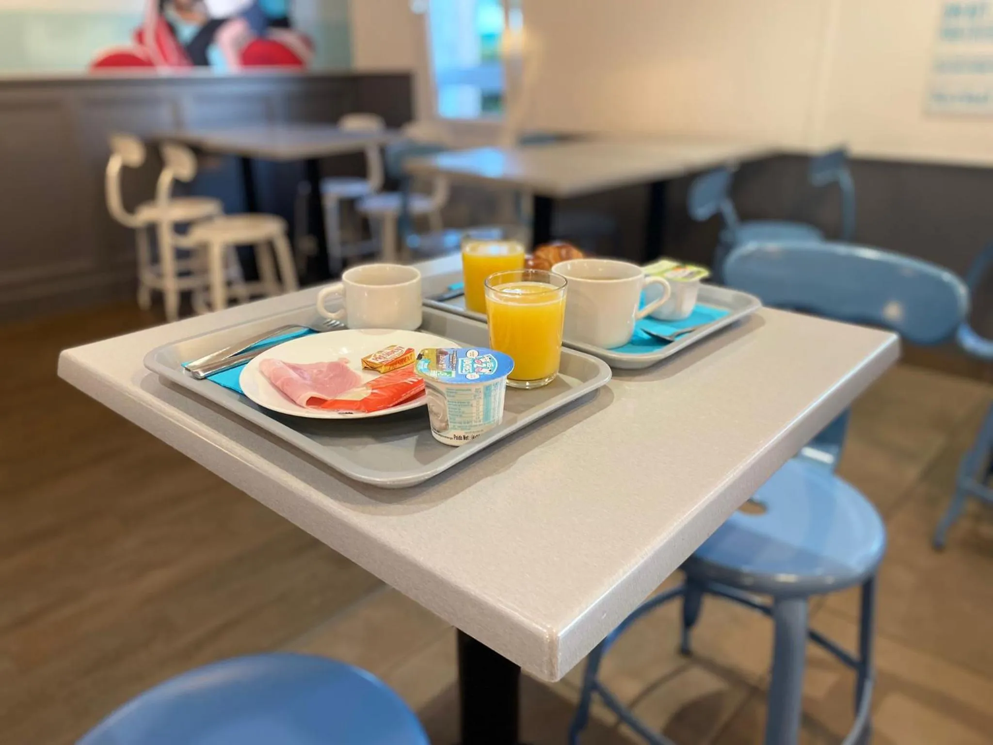 Buffet breakfast in KYRIAD DIRECT Orleans - La Chapelle St Mesmin