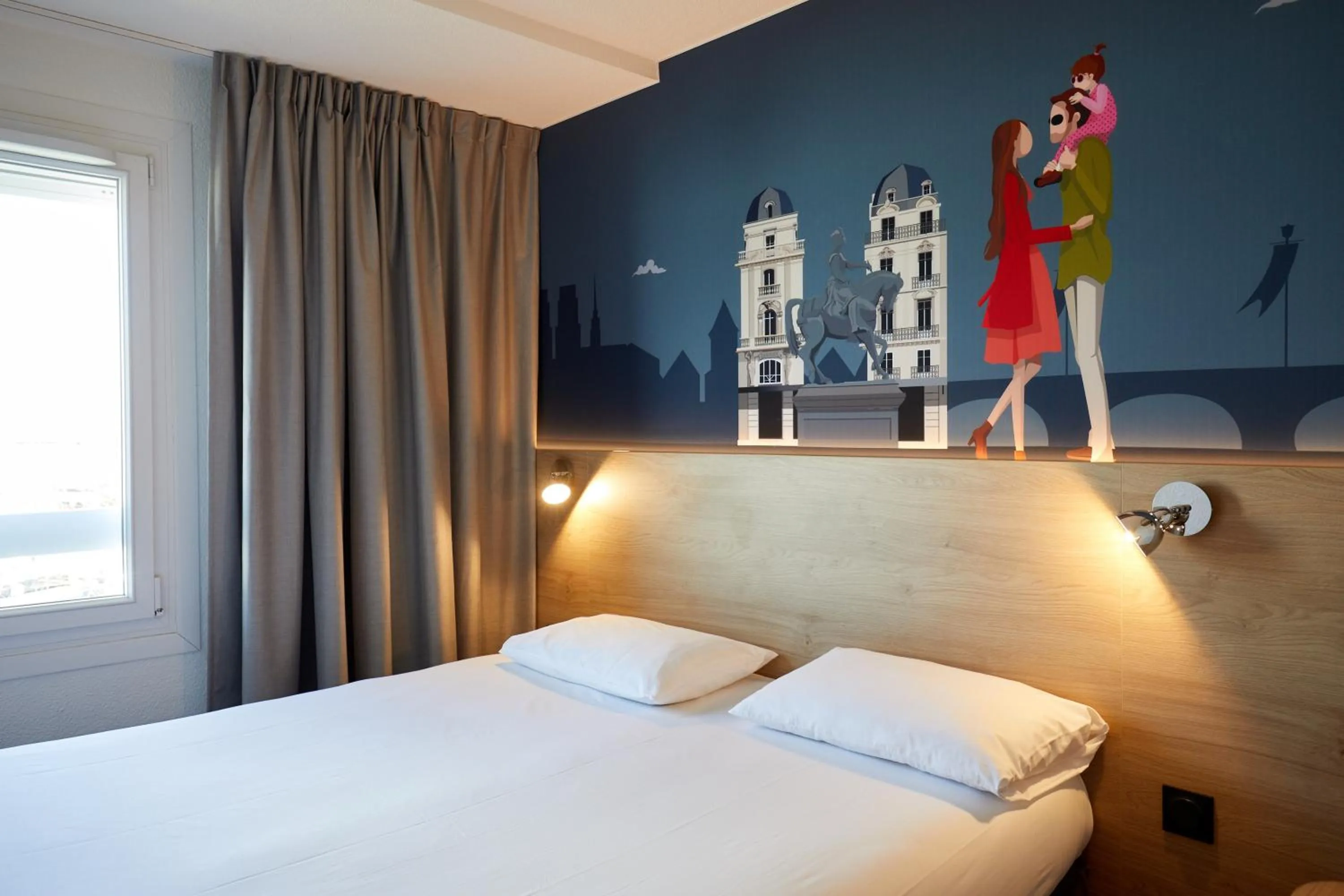 Photo of the whole room, Bed in KYRIAD DIRECT Orleans - La Chapelle St Mesmin