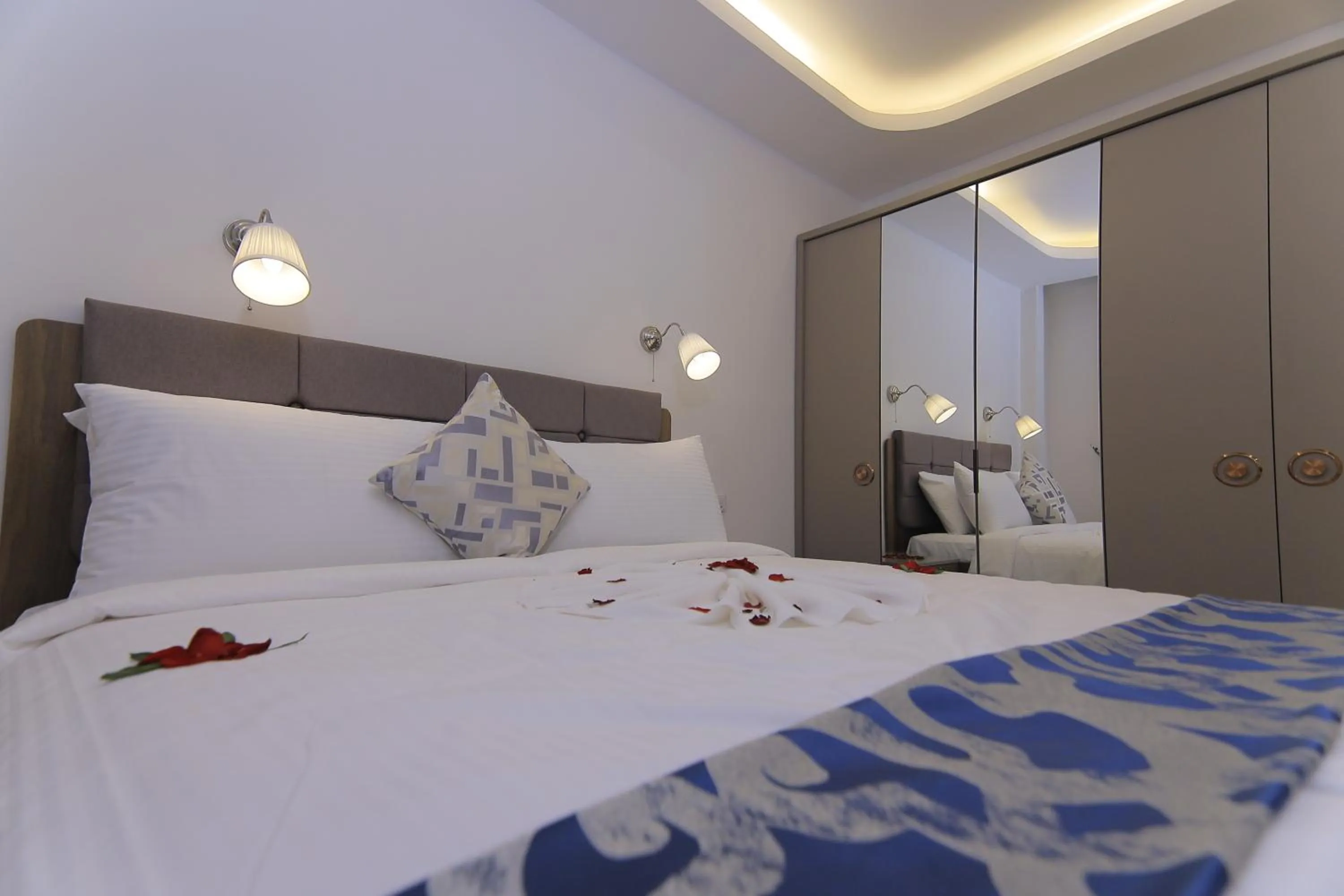 Bedroom, Bed in Zemilo Hotel Apartment