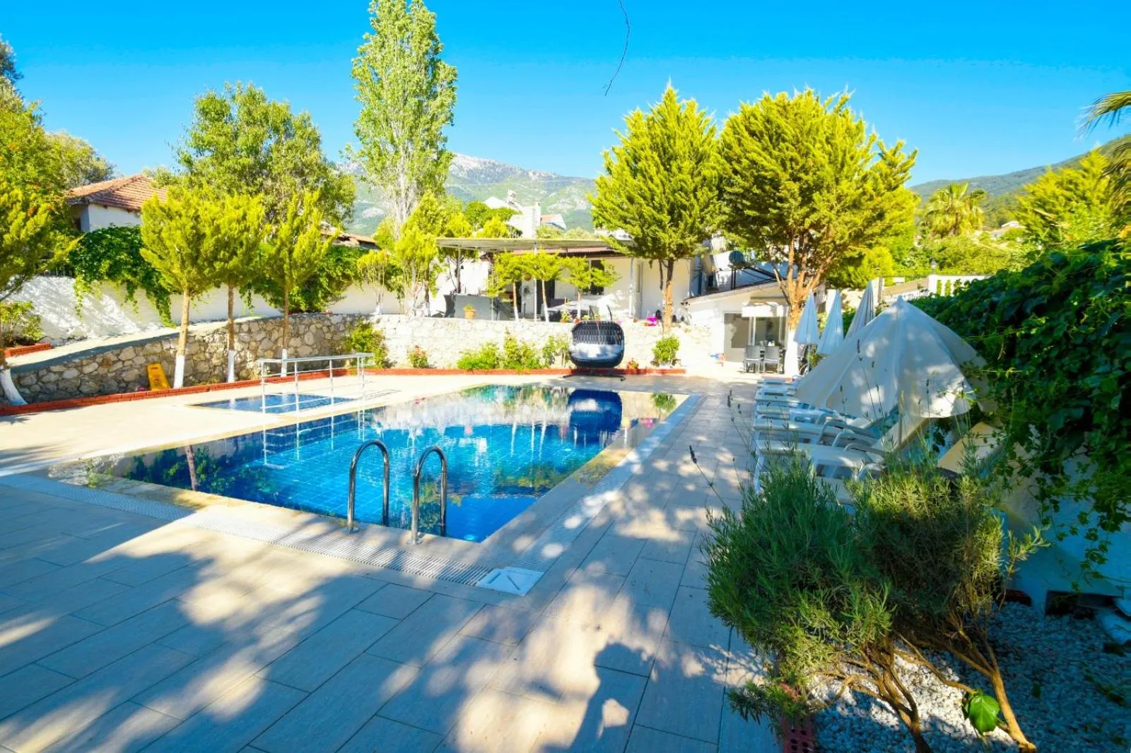 Pool view in Kekik Azure Homes Ölüdeniz