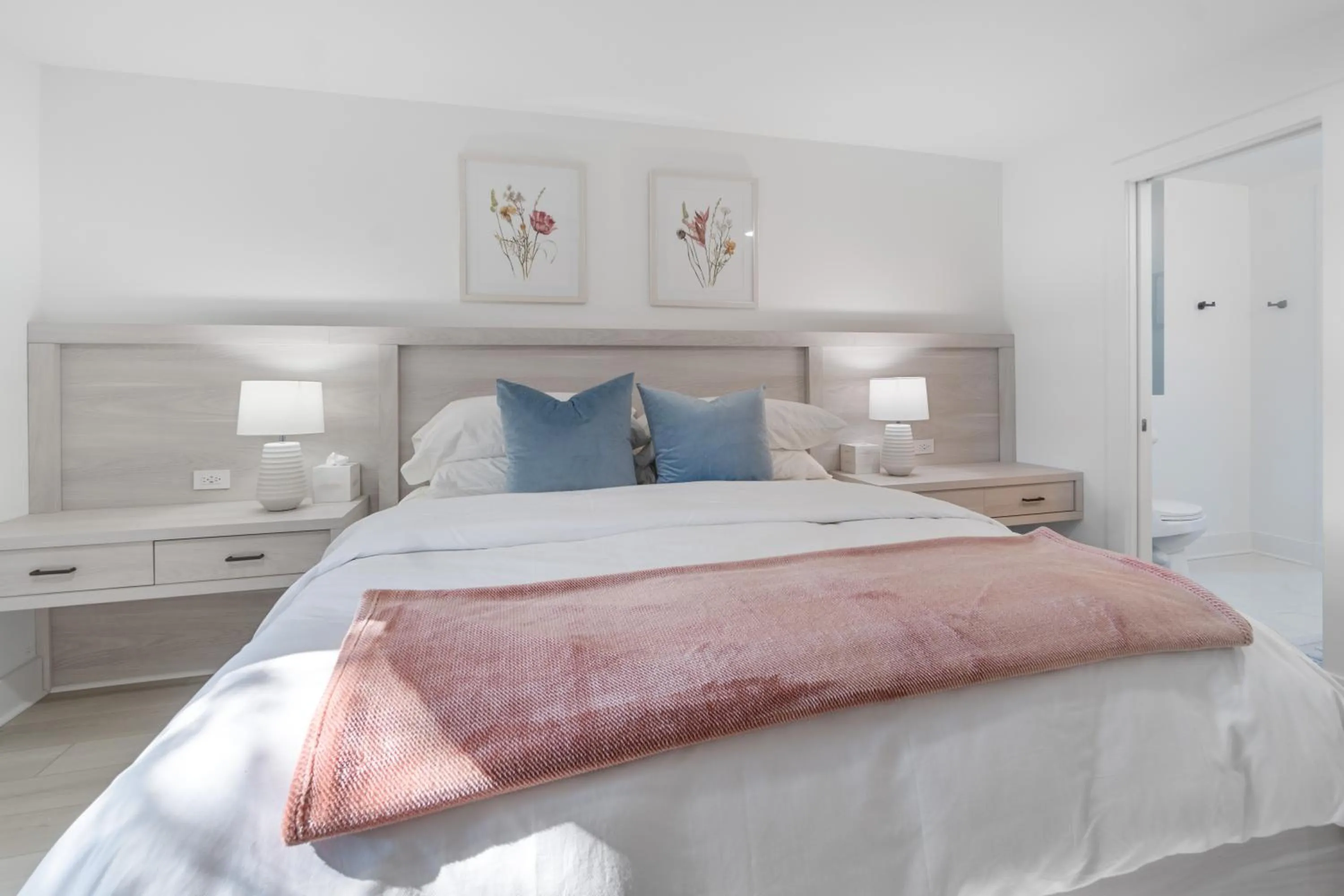 Bedroom, Bed in The Rest at Potomac Farms