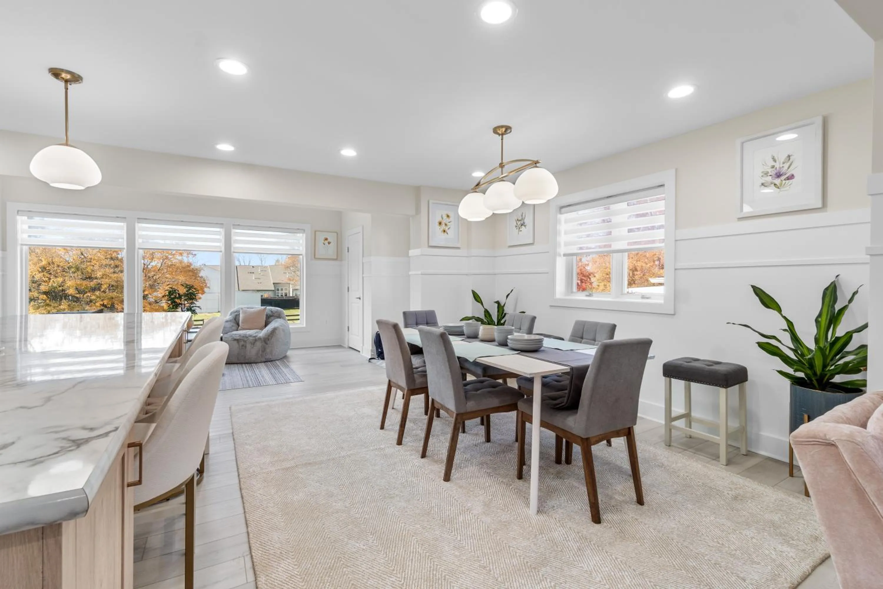 Dining area in The Rest at Potomac Farms