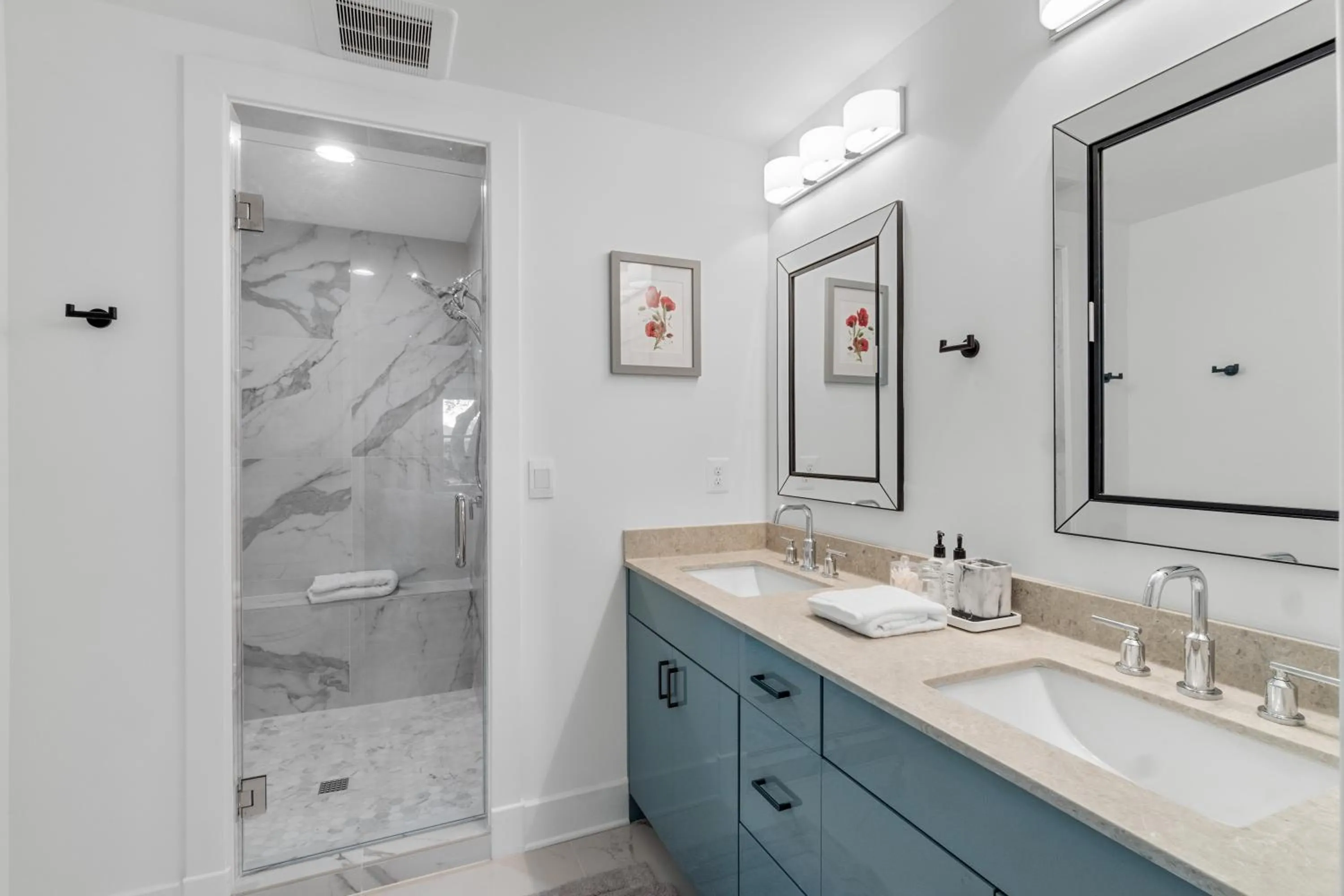 Bathroom in The Rest at Potomac Farms