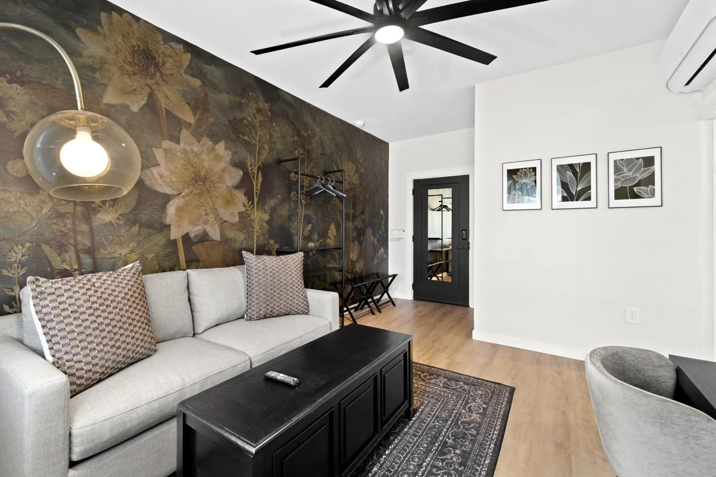 Seating area in Hotel Zindel