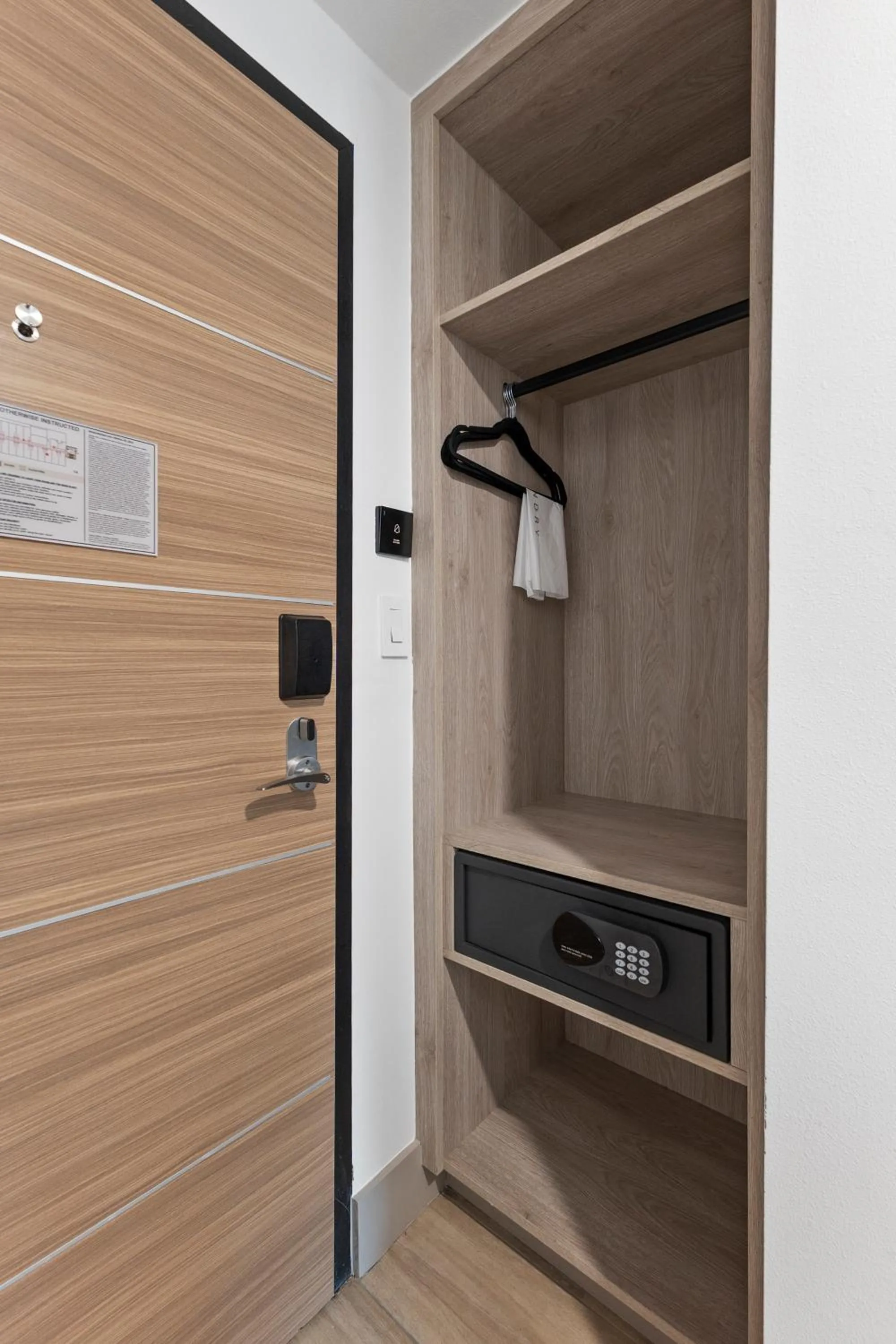 safe in Kompose Boutique Resort @ Theme Parks