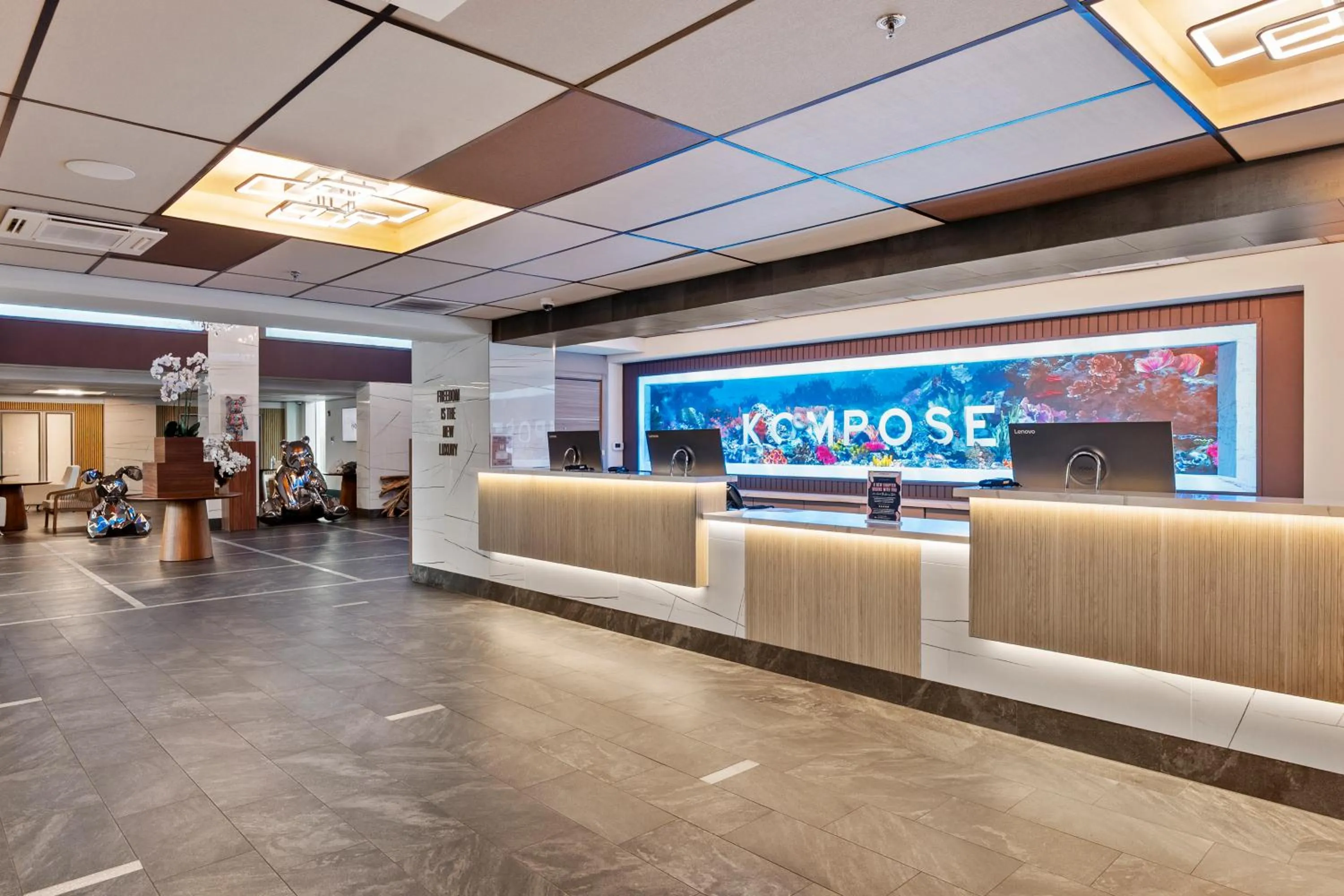 Property building in Kompose Boutique Resort @ Theme Parks