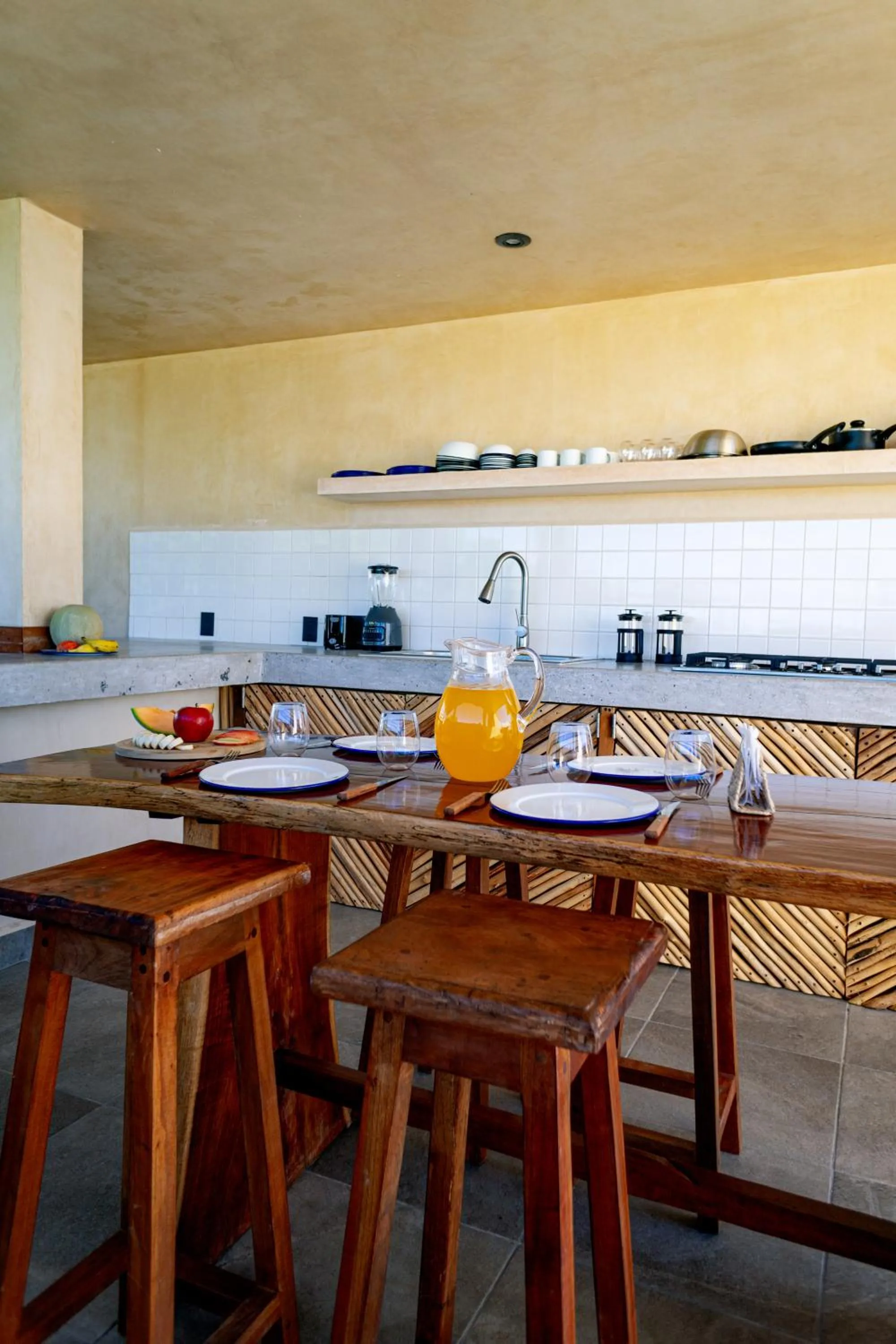 Kitchen or kitchenette in Mero Mero Hotel