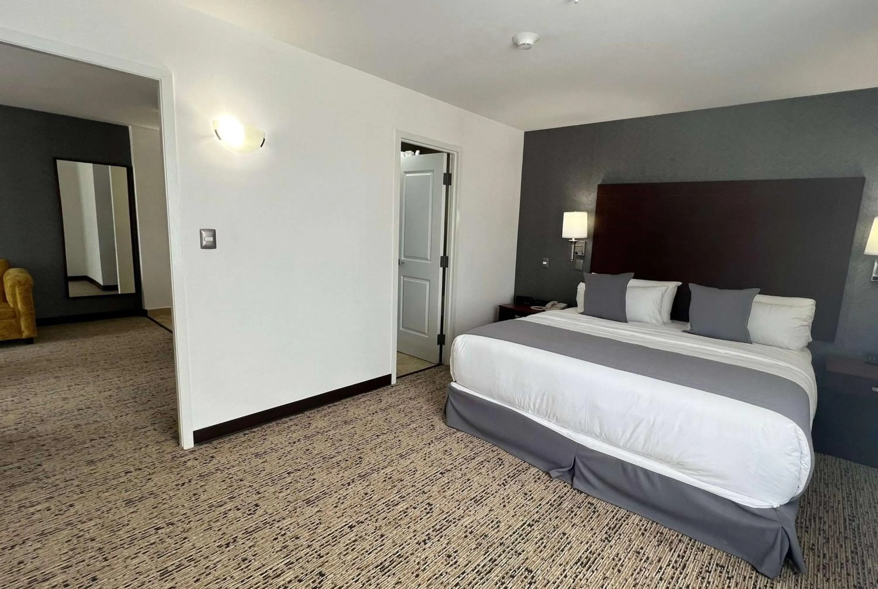 Bed in La Quinta by Wyndham Reynosa