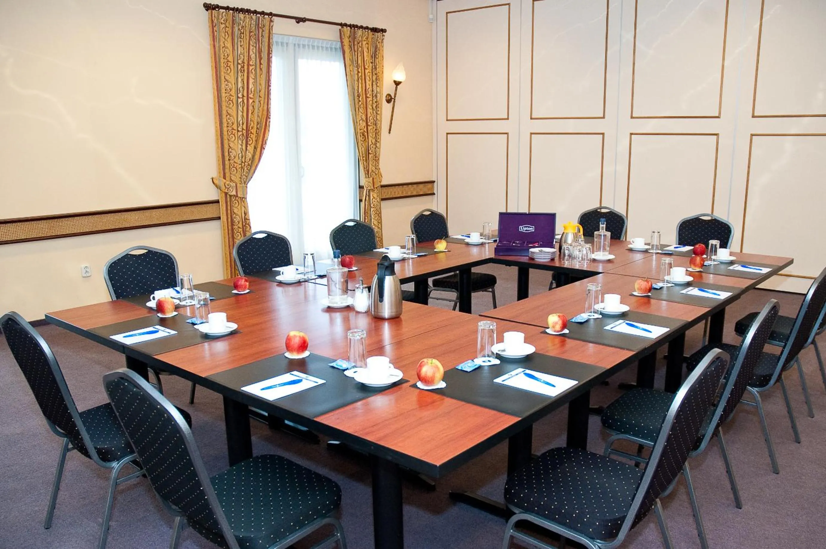 Meeting/conference room in Fletcher Hotel - Restaurant Steenwijk