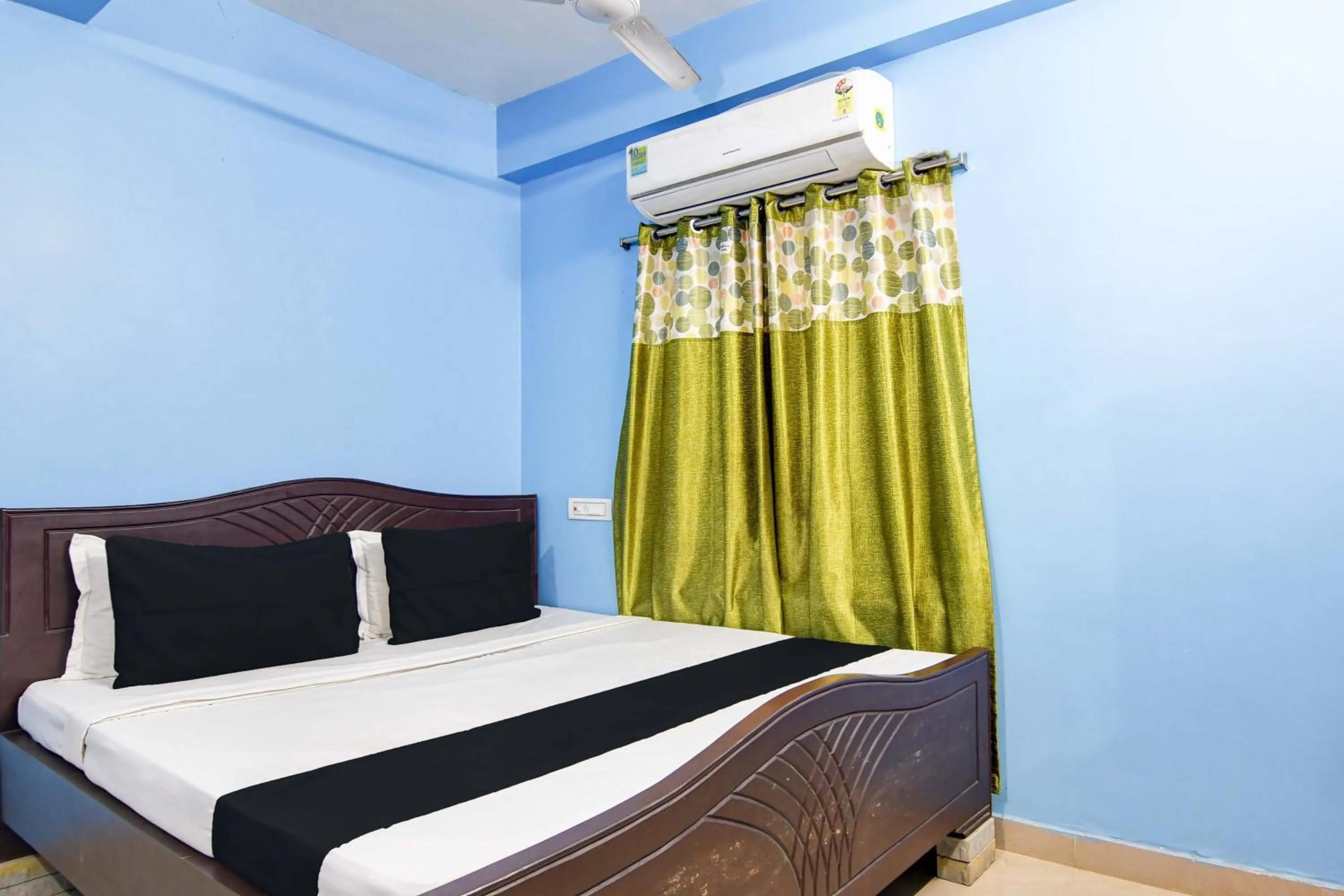 Hotel O RAHAN APPARTMENT
