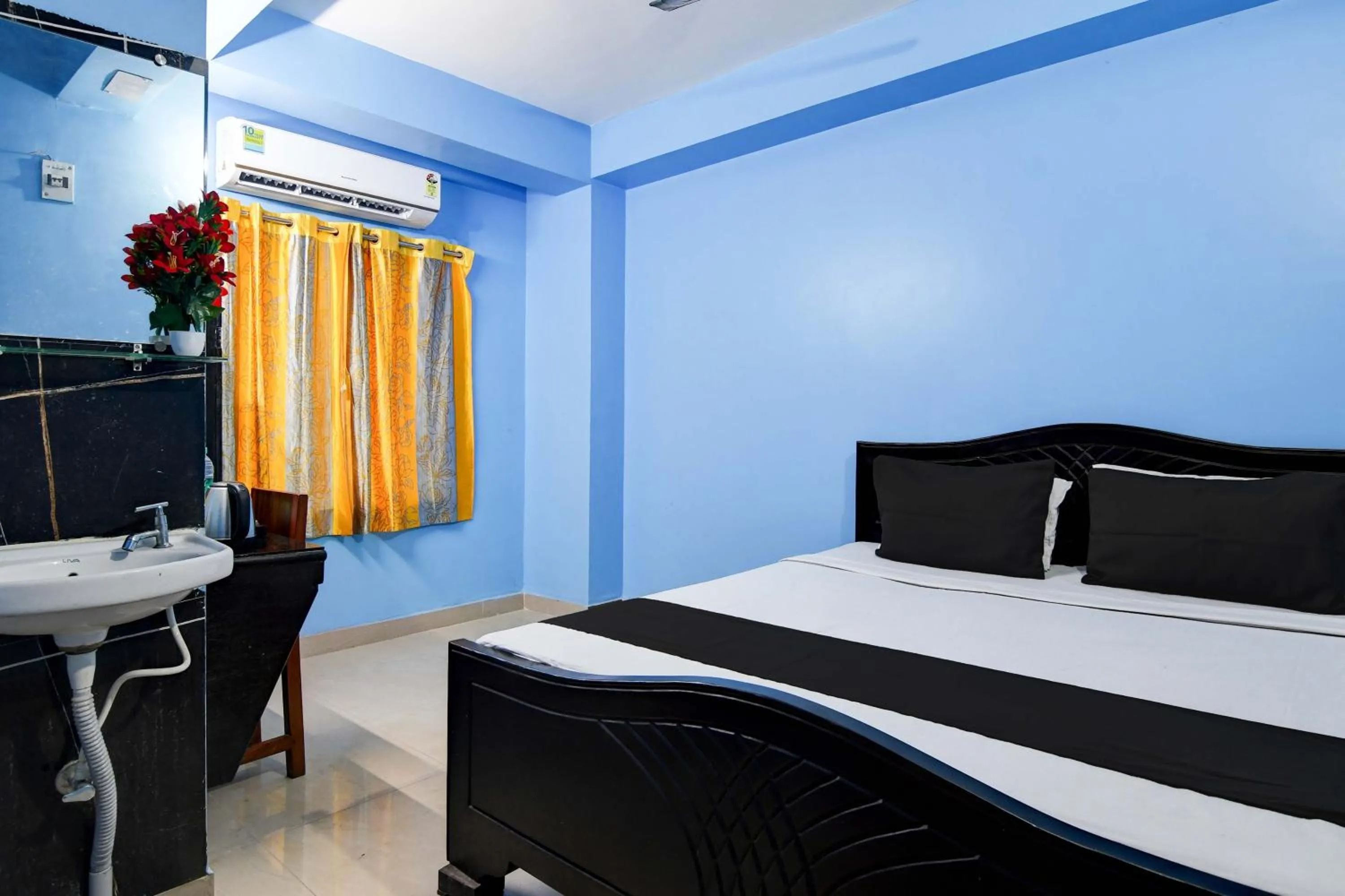 Hotel O RAHAN APPARTMENT