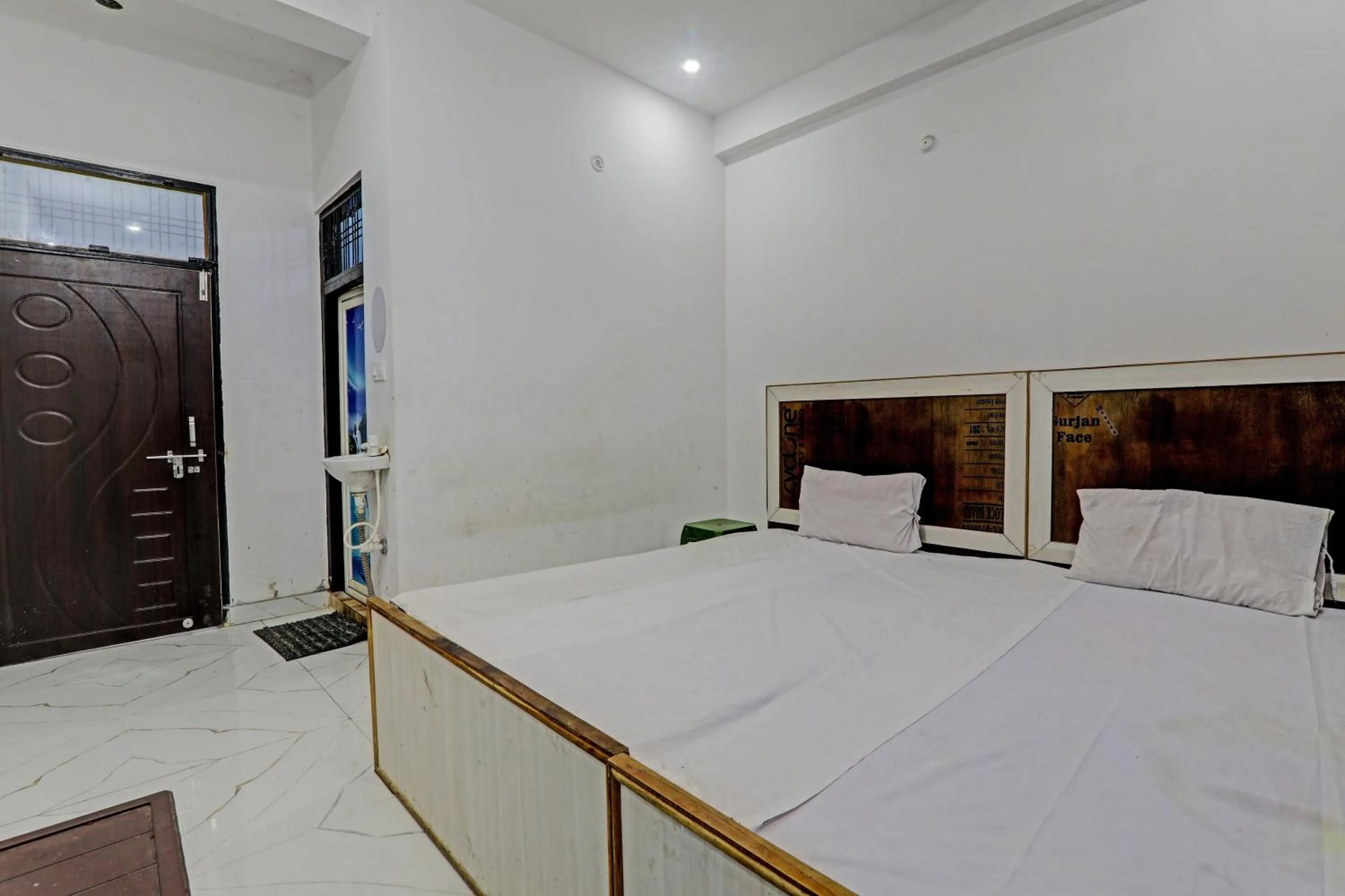 Bedroom, Bed in Hotel O by OYO ONCE MORE RESTAURANT AND CAFE